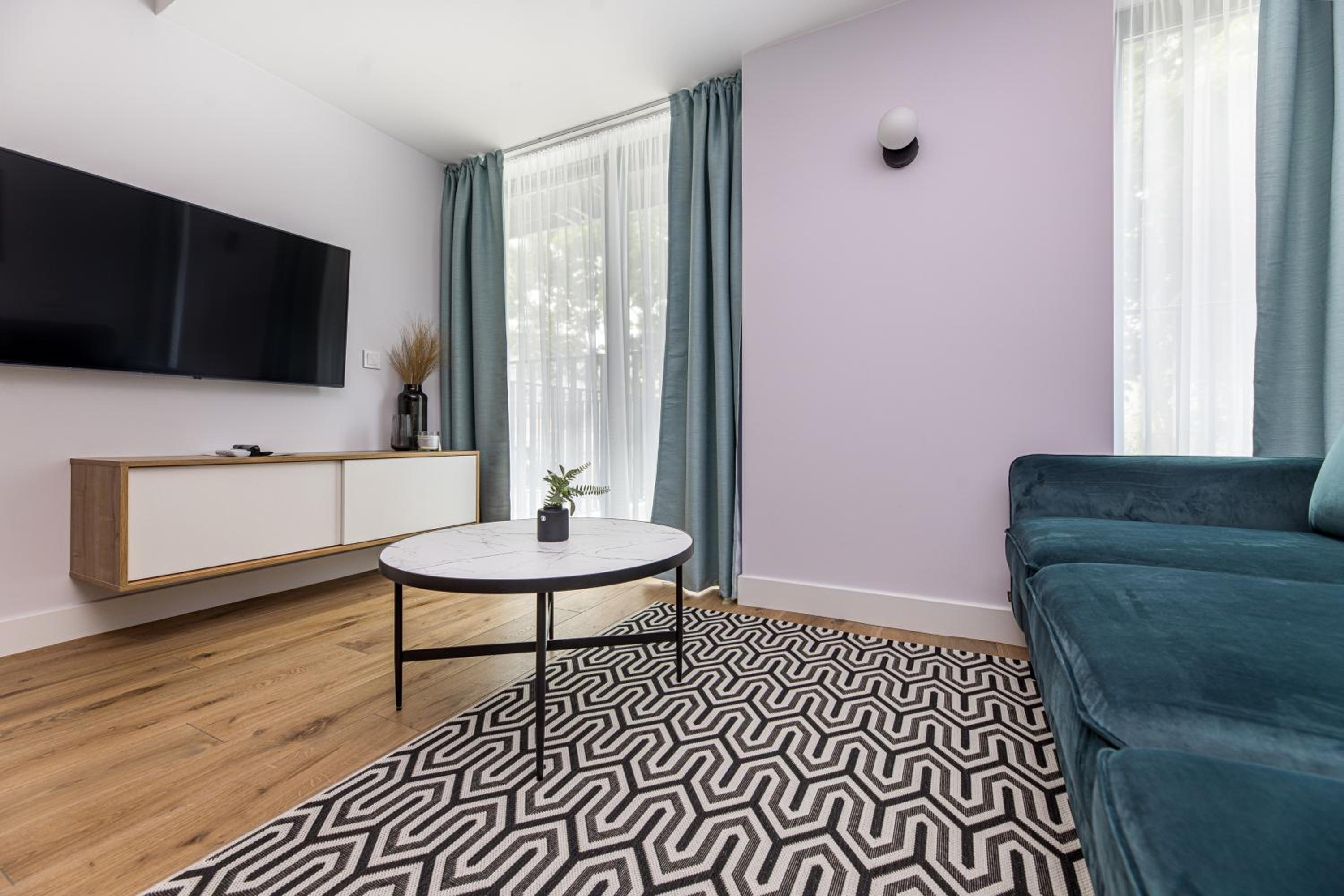 Smilčiu Inn - Cozy Studio, 7min to the beach & FreeParking