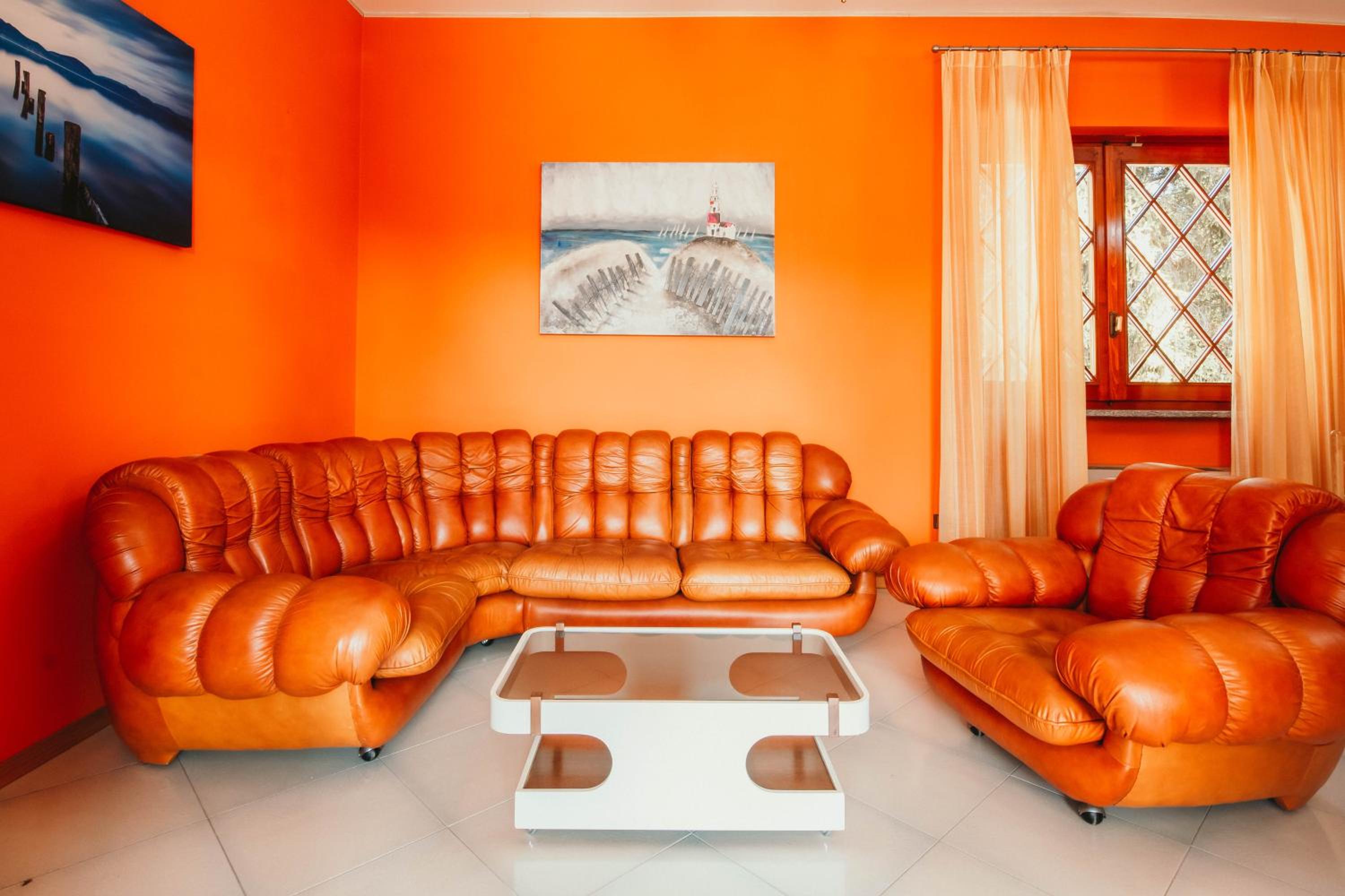 La Quiete - Lakeside Leisure & Business view 2