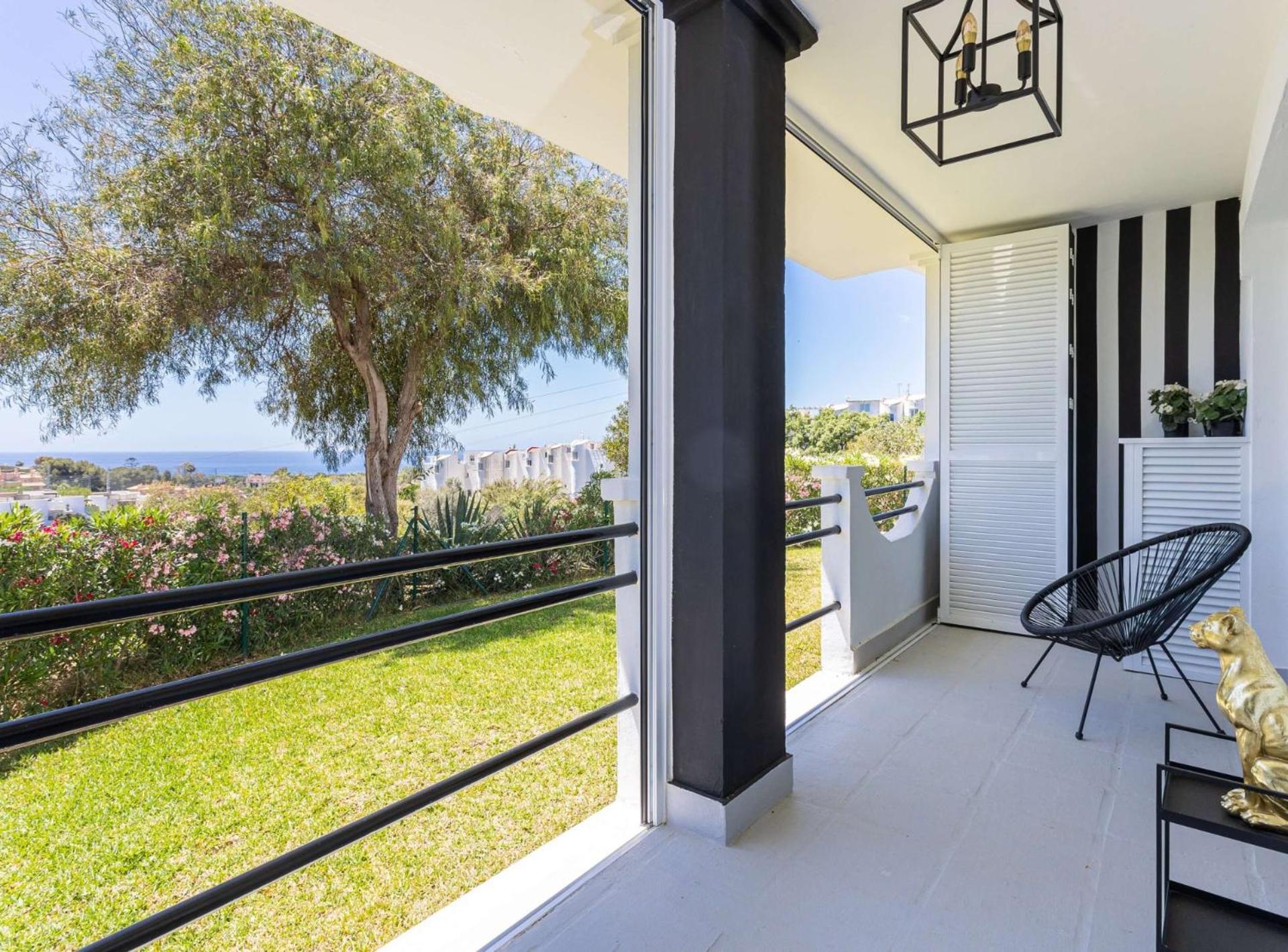 Modern Townhouse with sea view in Marbella