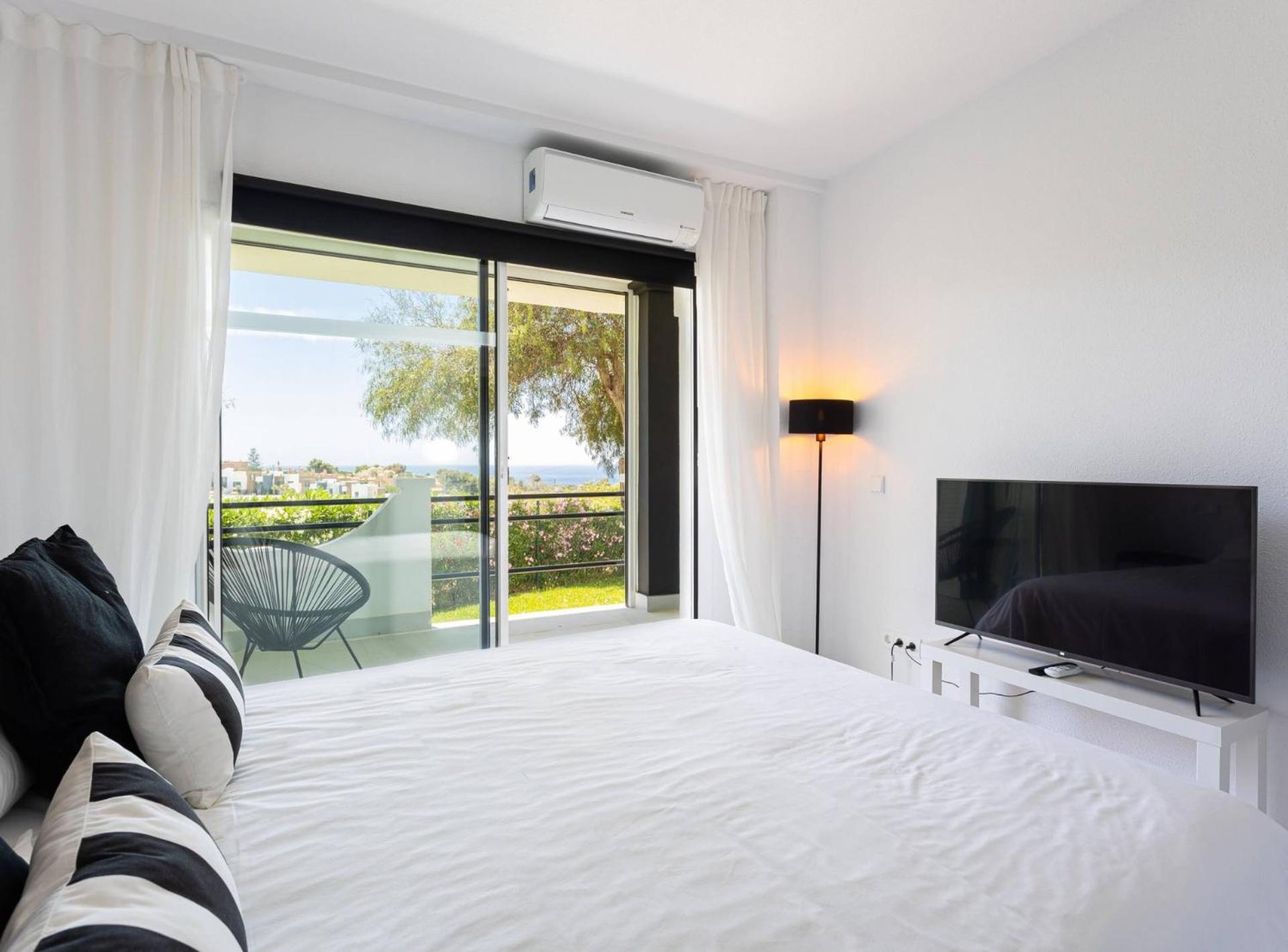 Modern Townhouse with sea view in Marbella