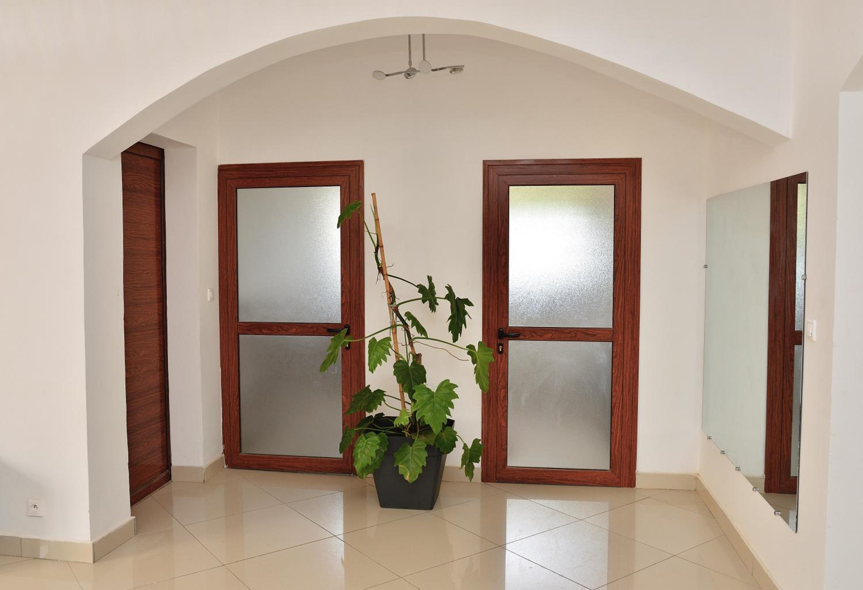 Villa faravohitra