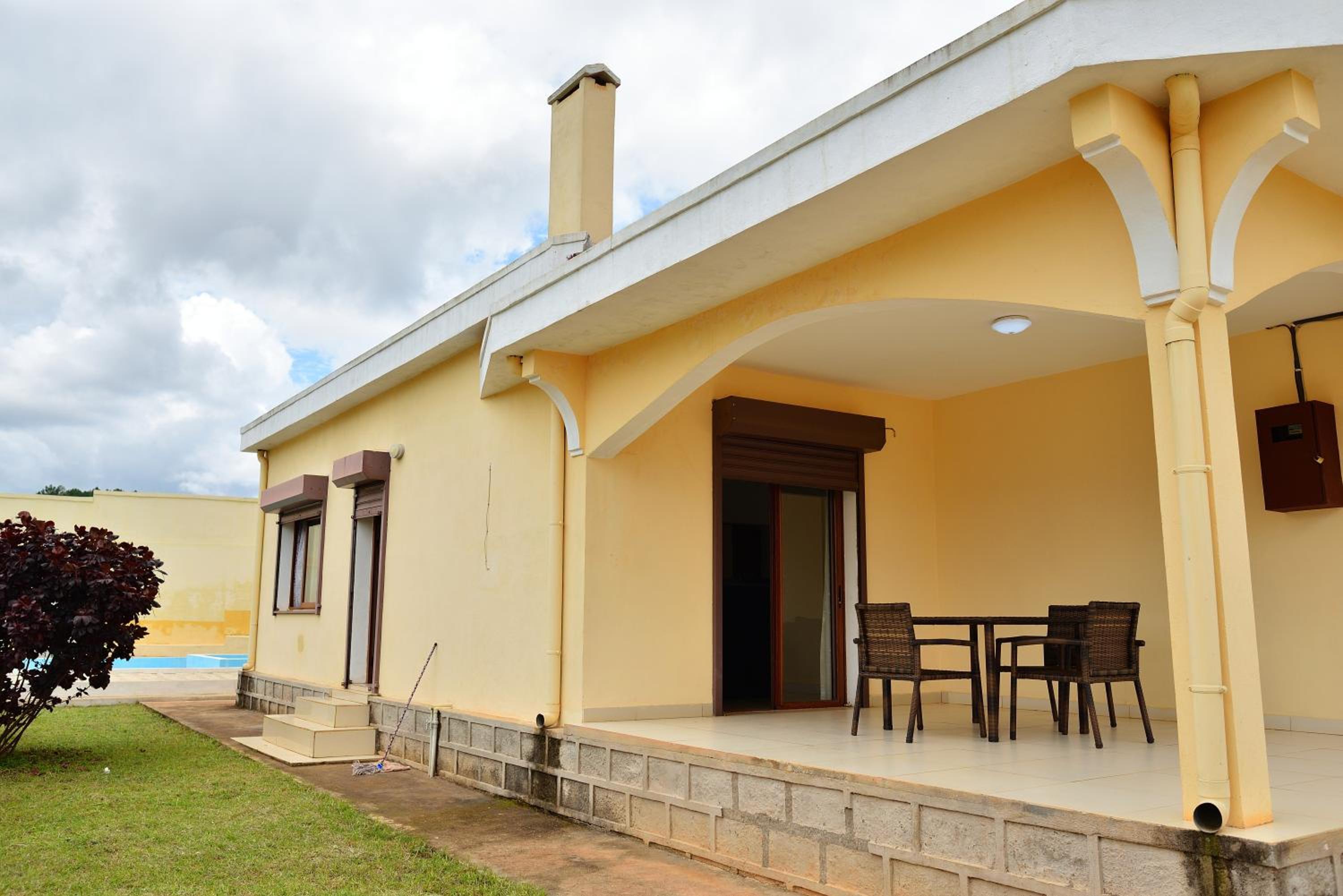 Villa faravohitra