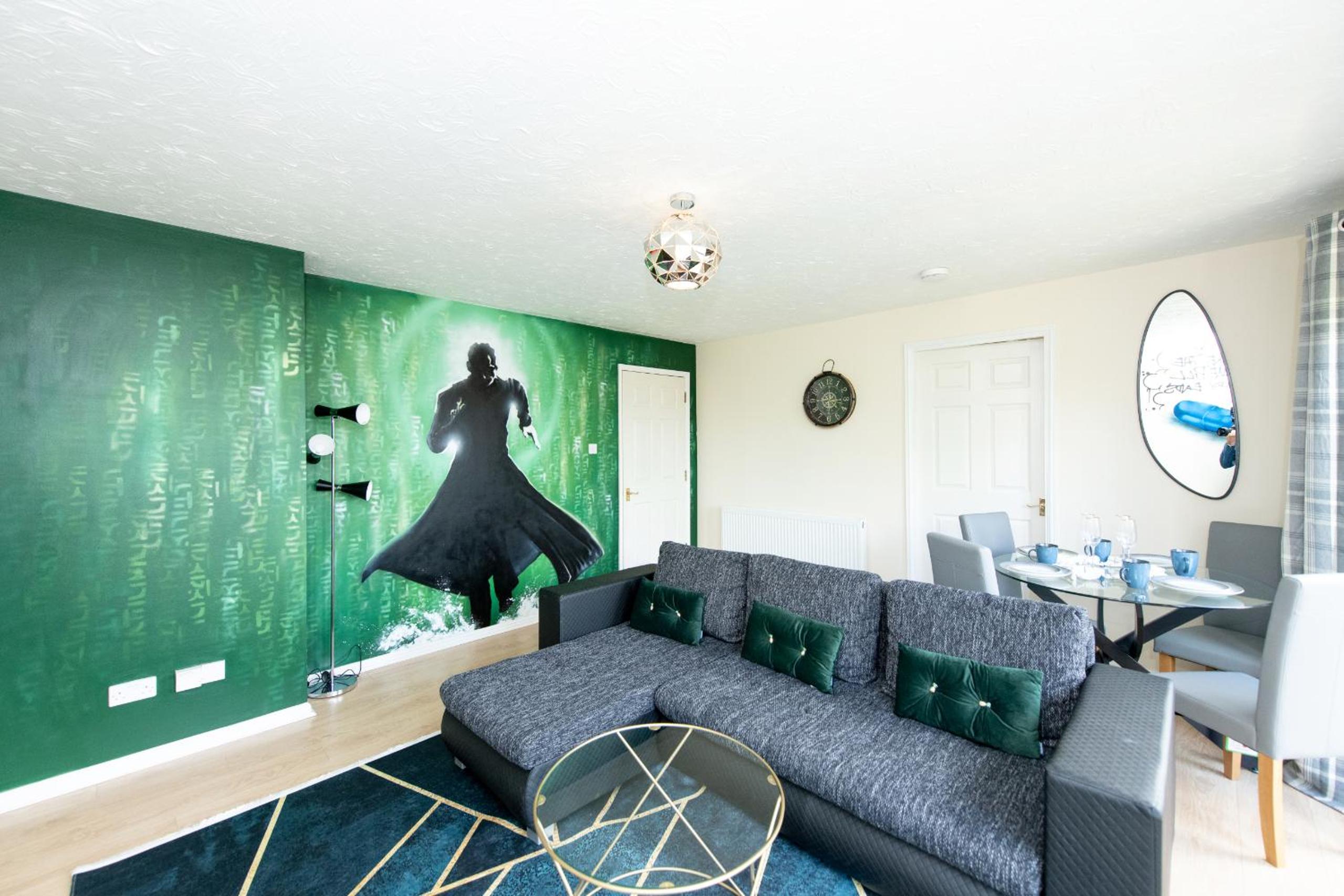 Escape The Matrix - 2 Bed Flat in City Centre with Free Parking view 3