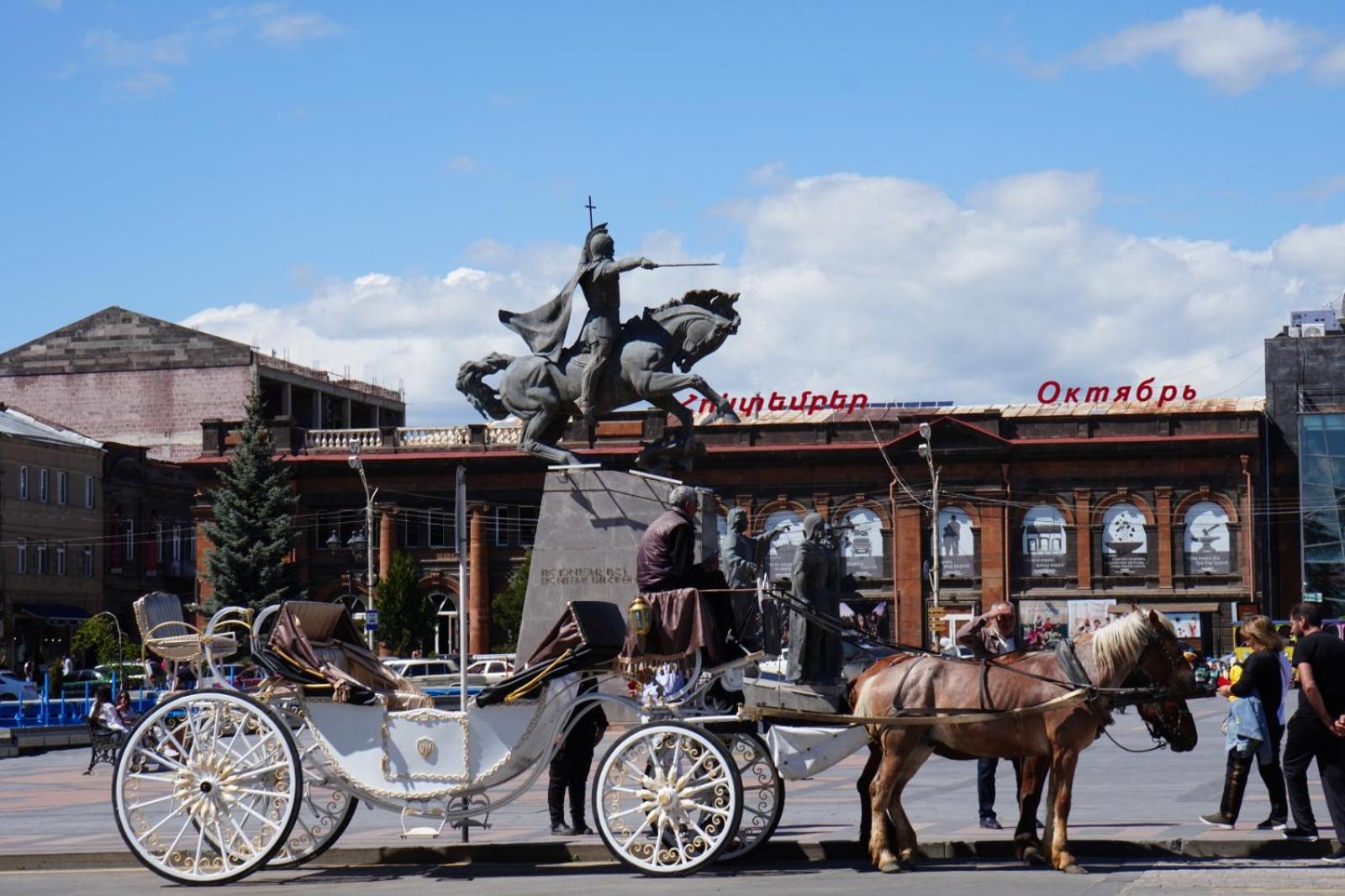 Aragats Hostel & Guest House
