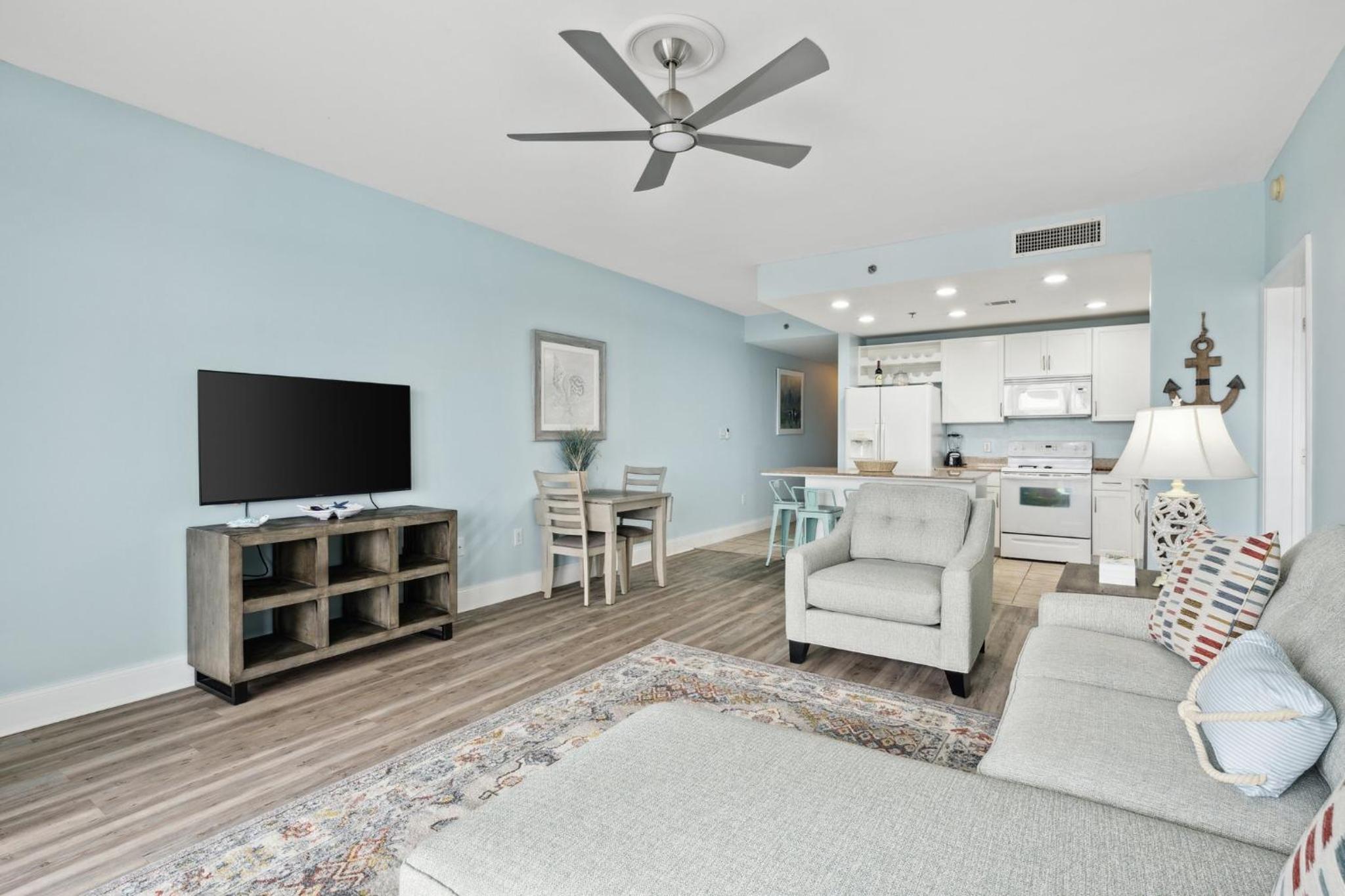 Laketown Wharf #828 by Nautical Properties view 4
