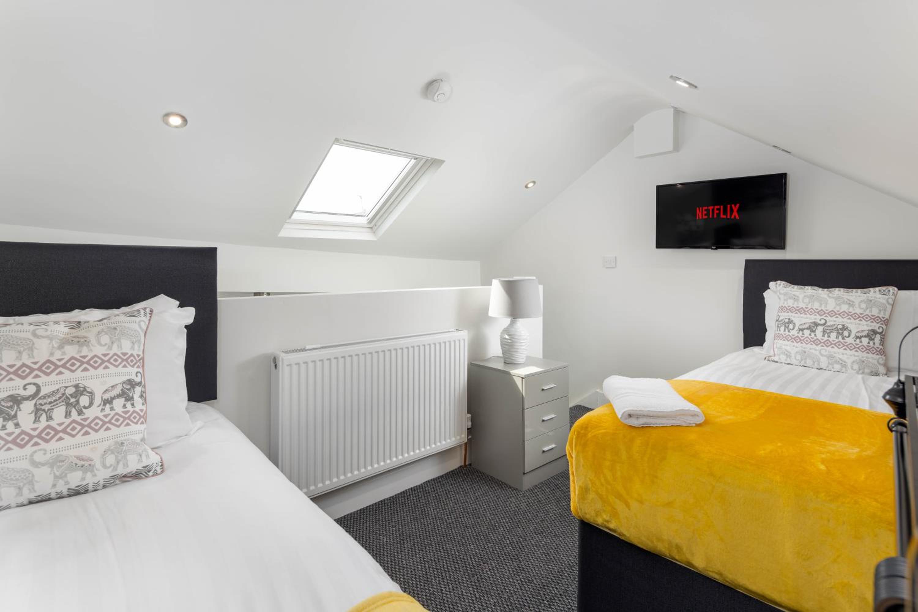 Teck House - Air Host & Stay - 5 mins to Hospital