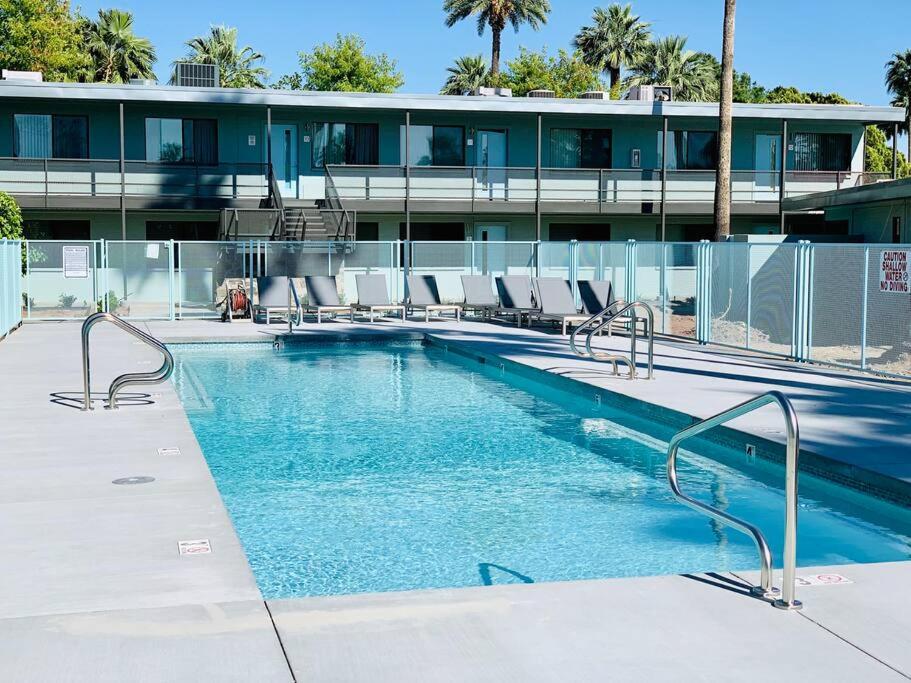 Hidden Gem in OT Studio with Heated Pool view 3