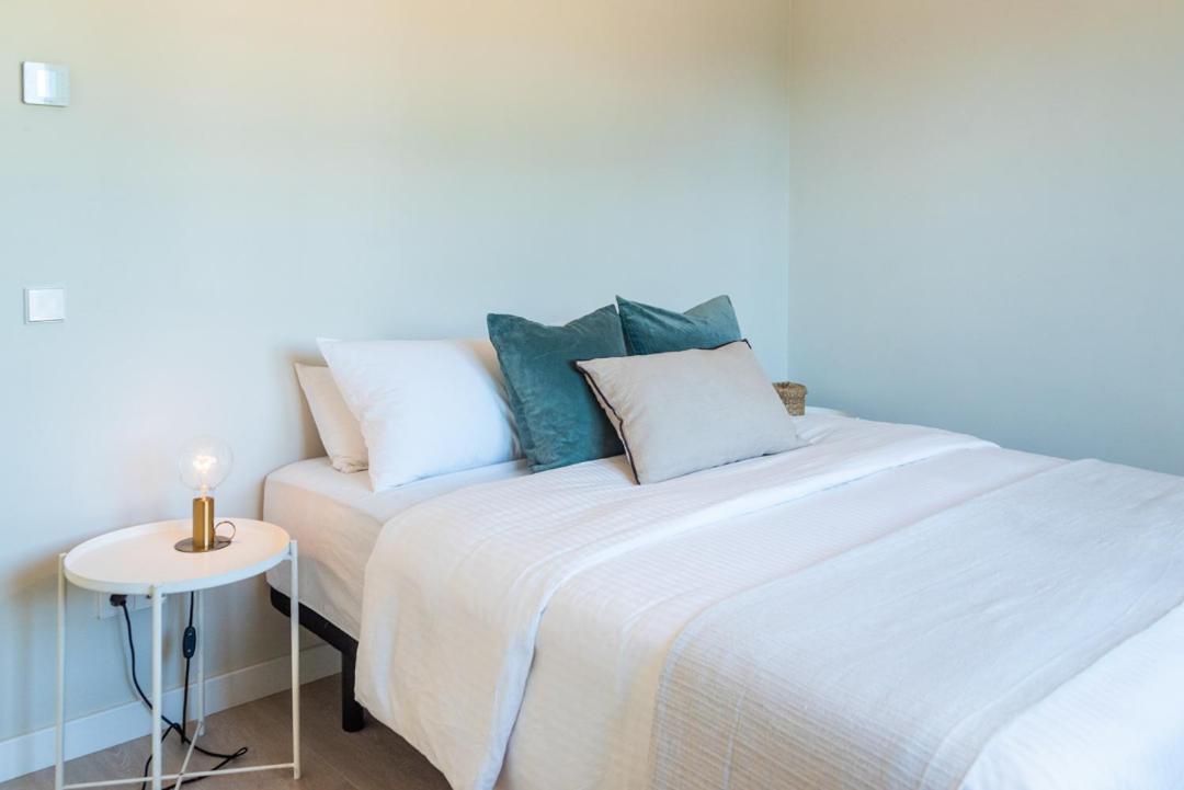 ONLY FAMILIES Villa and Guest House with Private Pool