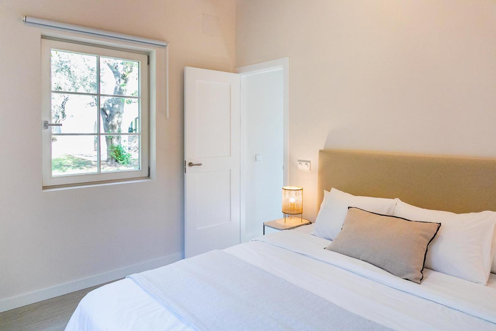ONLY FAMILIES Villa and Guest House with Private Pool