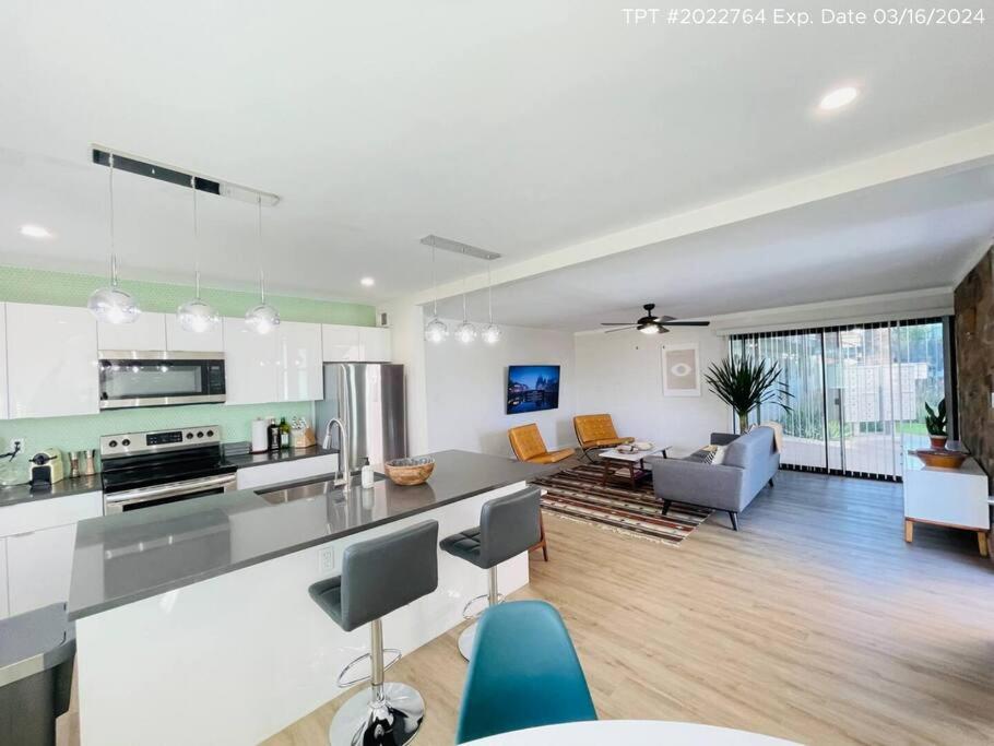Miscellaneous Market Vacations - Walkable OTS, Heated Poolside Mid Century Condo - Property Image 1