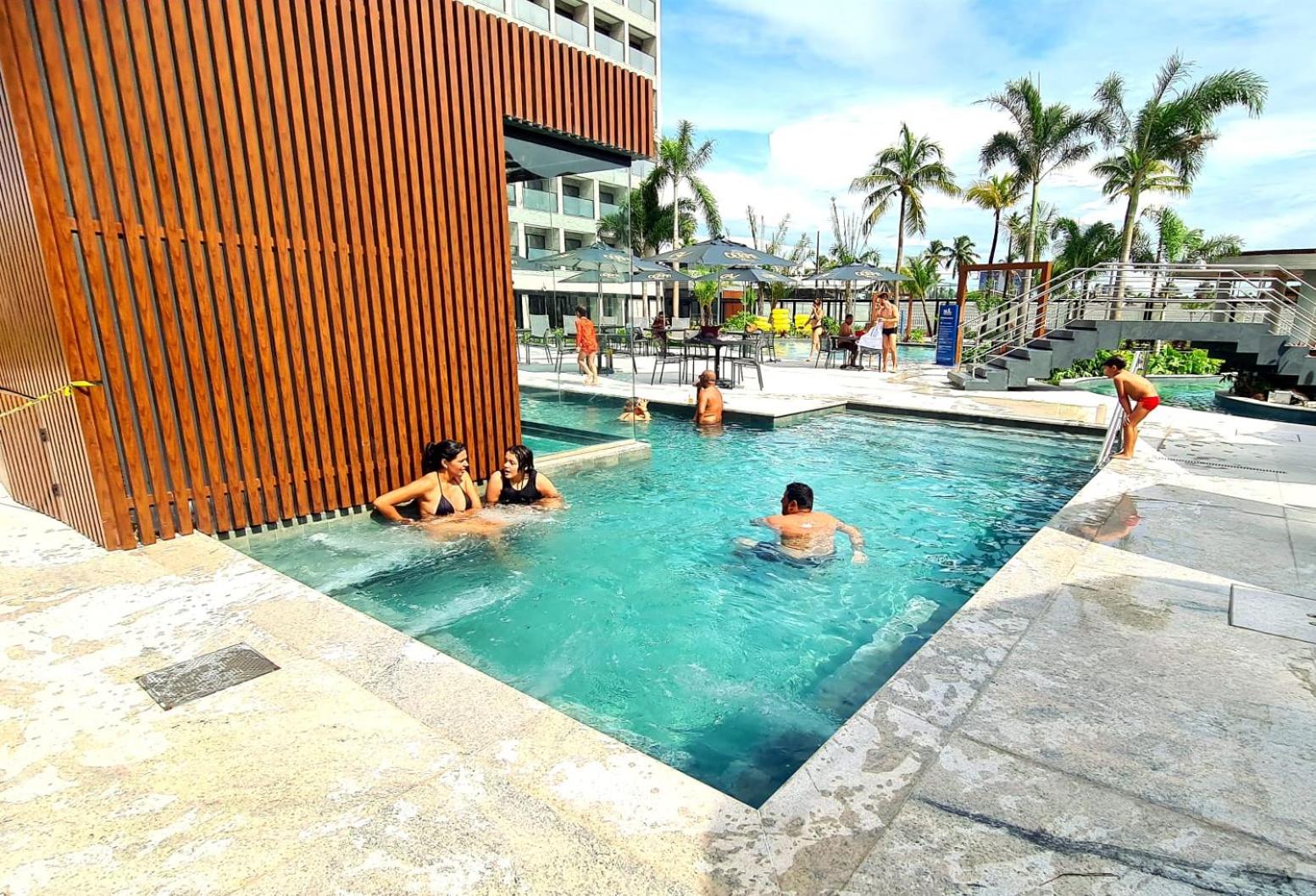 SALINAS PREMIUM RESORT