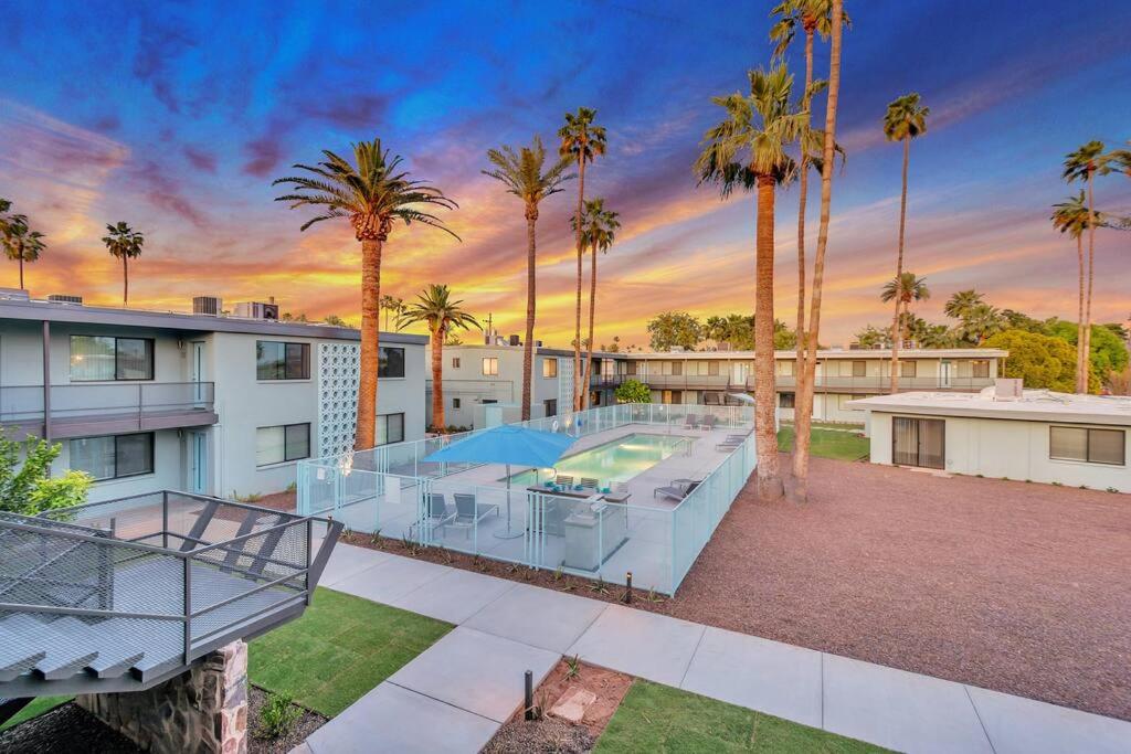 Primo Old Town Location w/ Heated Pool