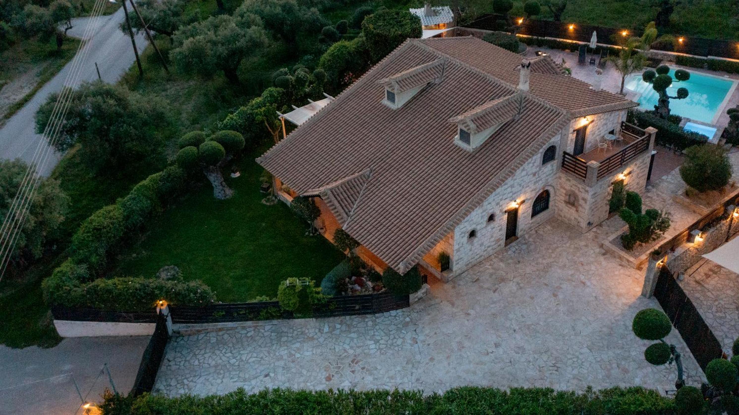 Art House Villa photo 1