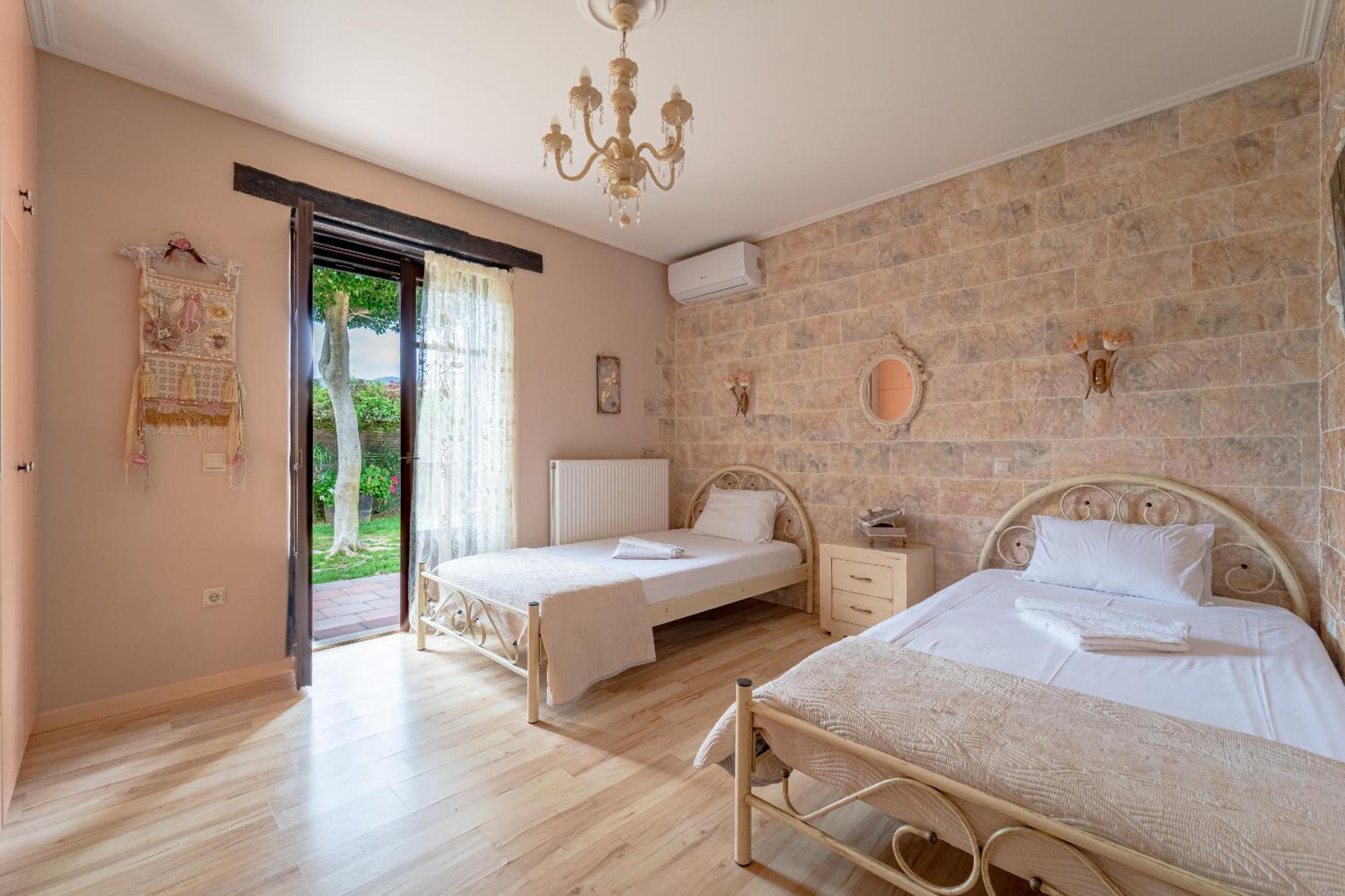 Art House Villa photo 3