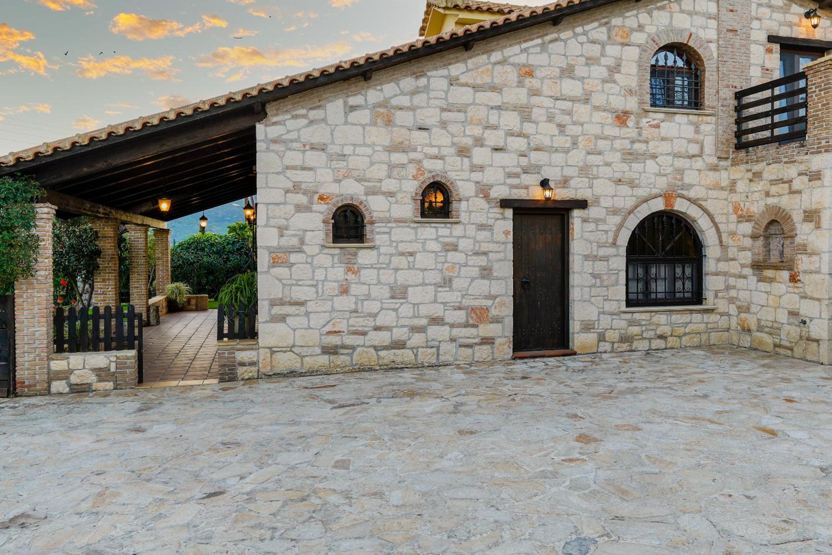 Art House Villa