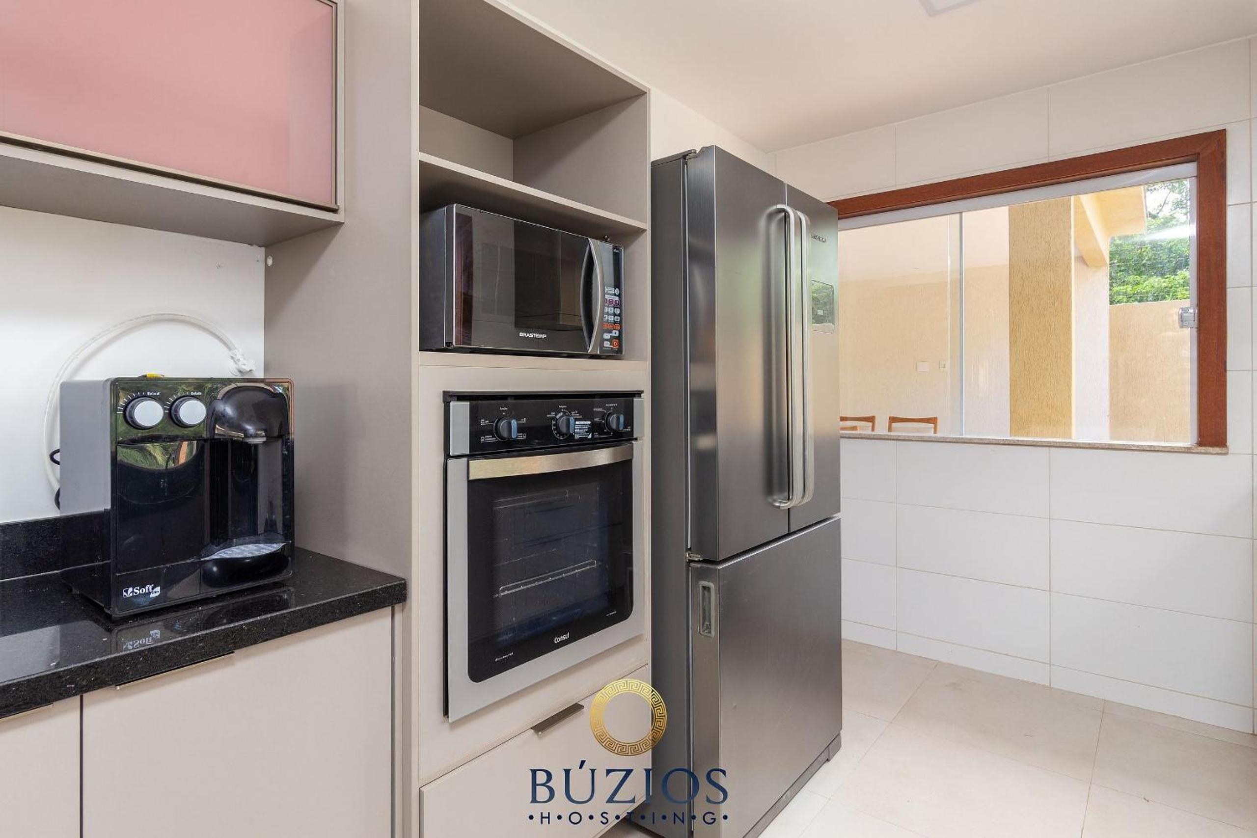 Bz40 House 180m from the beach with private pool