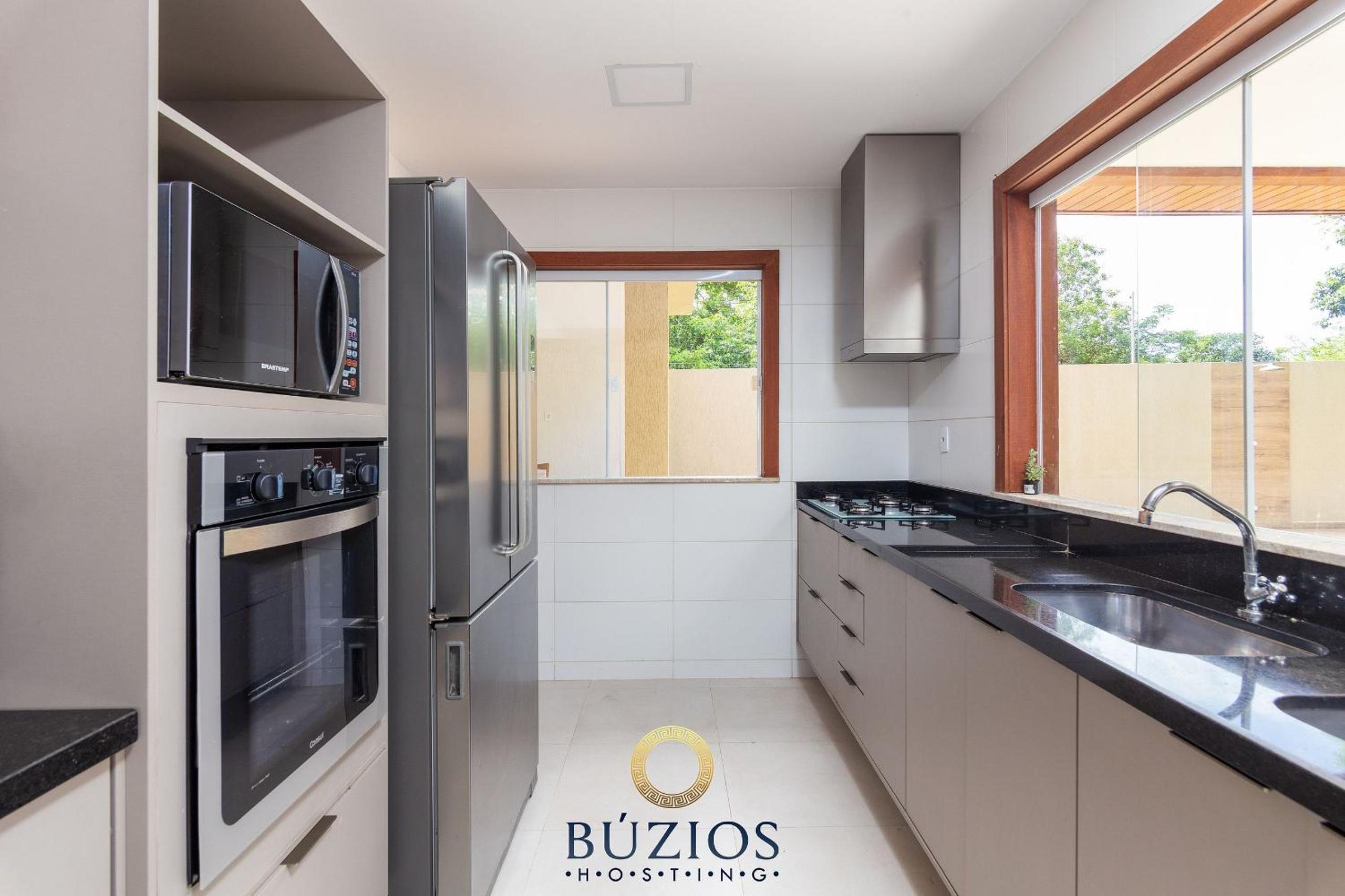 Bz40 House 180m from the beach with private pool