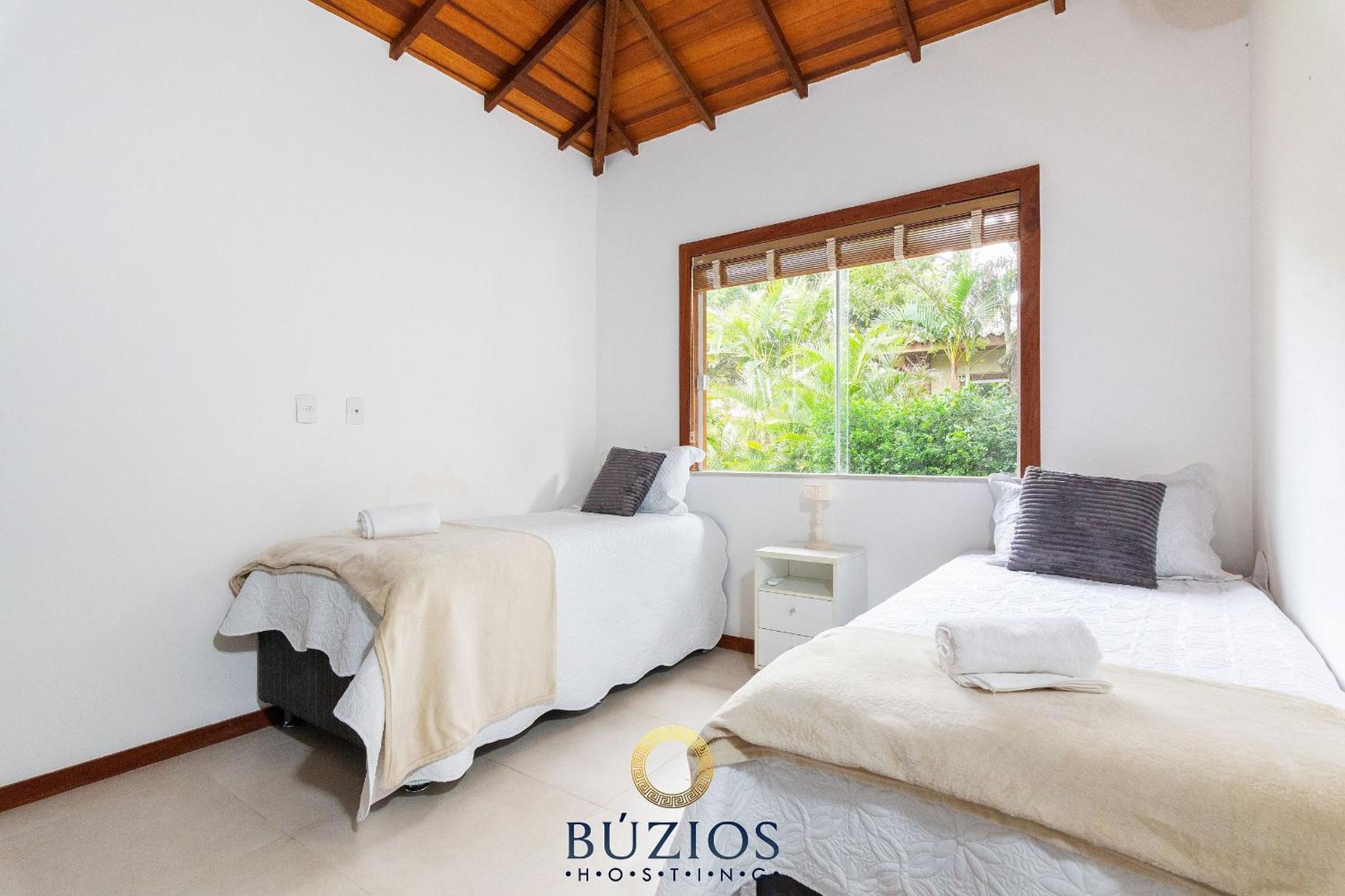 Bz40 House 180m from the beach with private pool