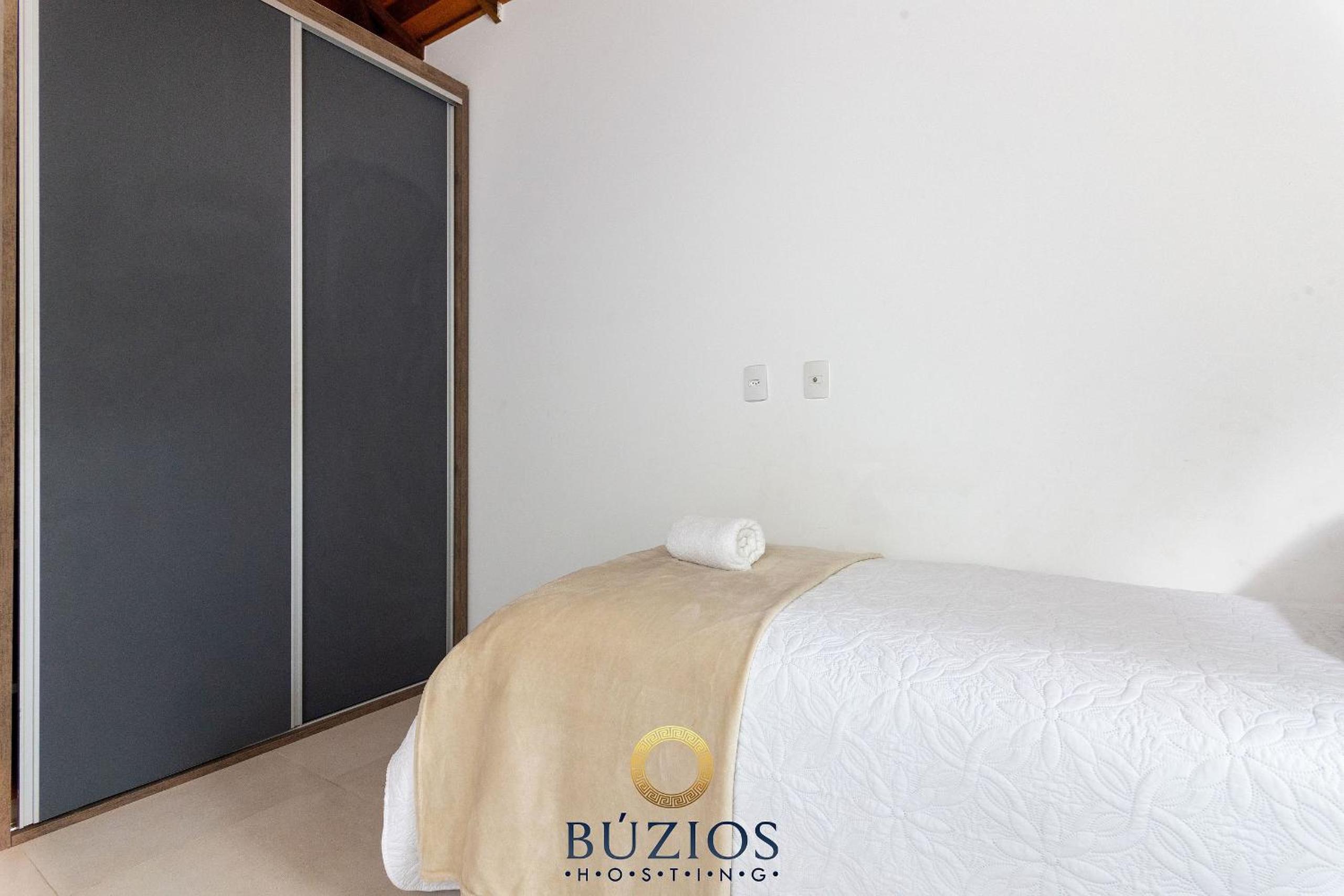Bz40 House 180m from the beach with private pool