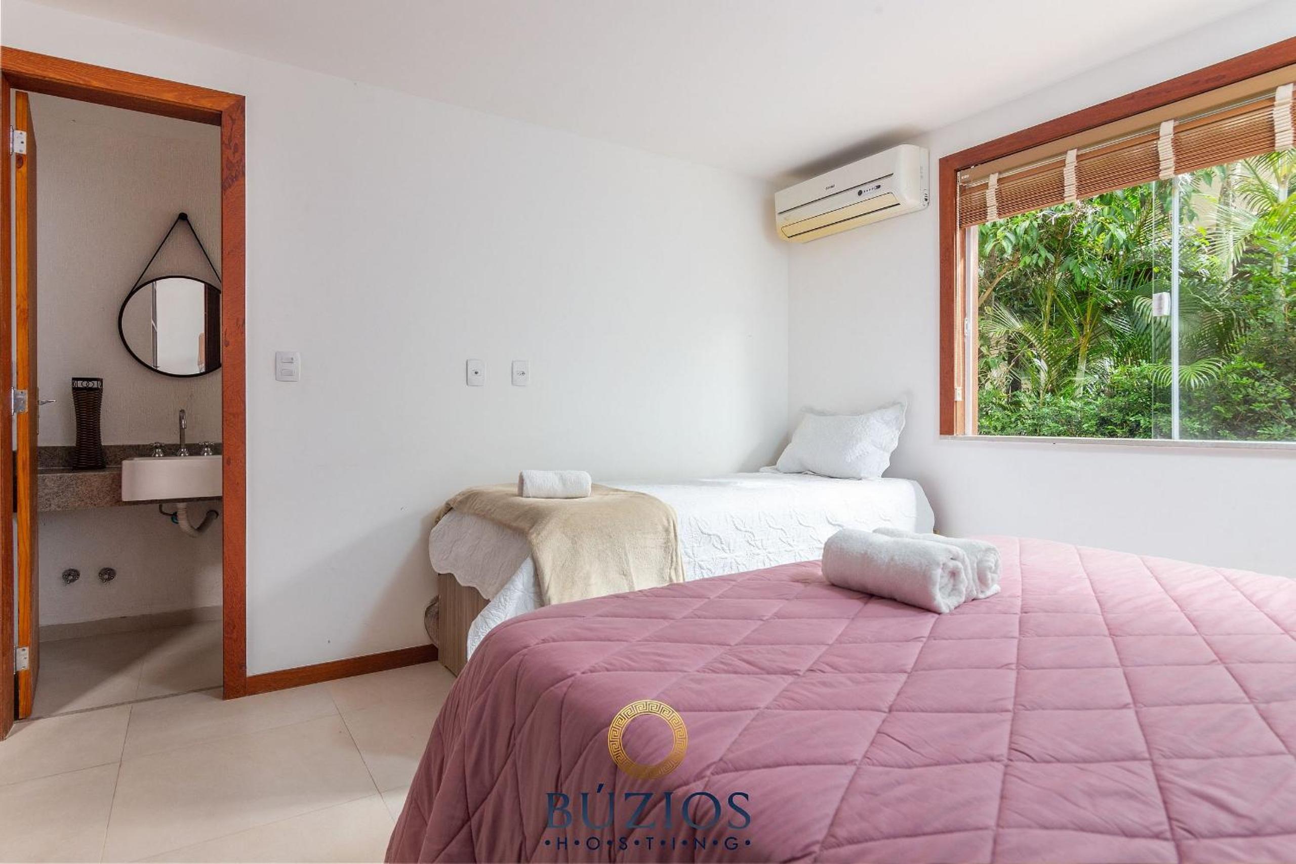Bz40 House 180m from the beach with private pool