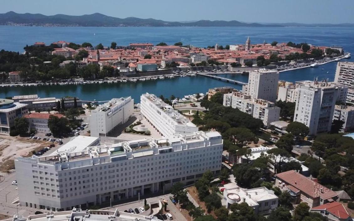 Hotel Apartment Zara White - Image 1