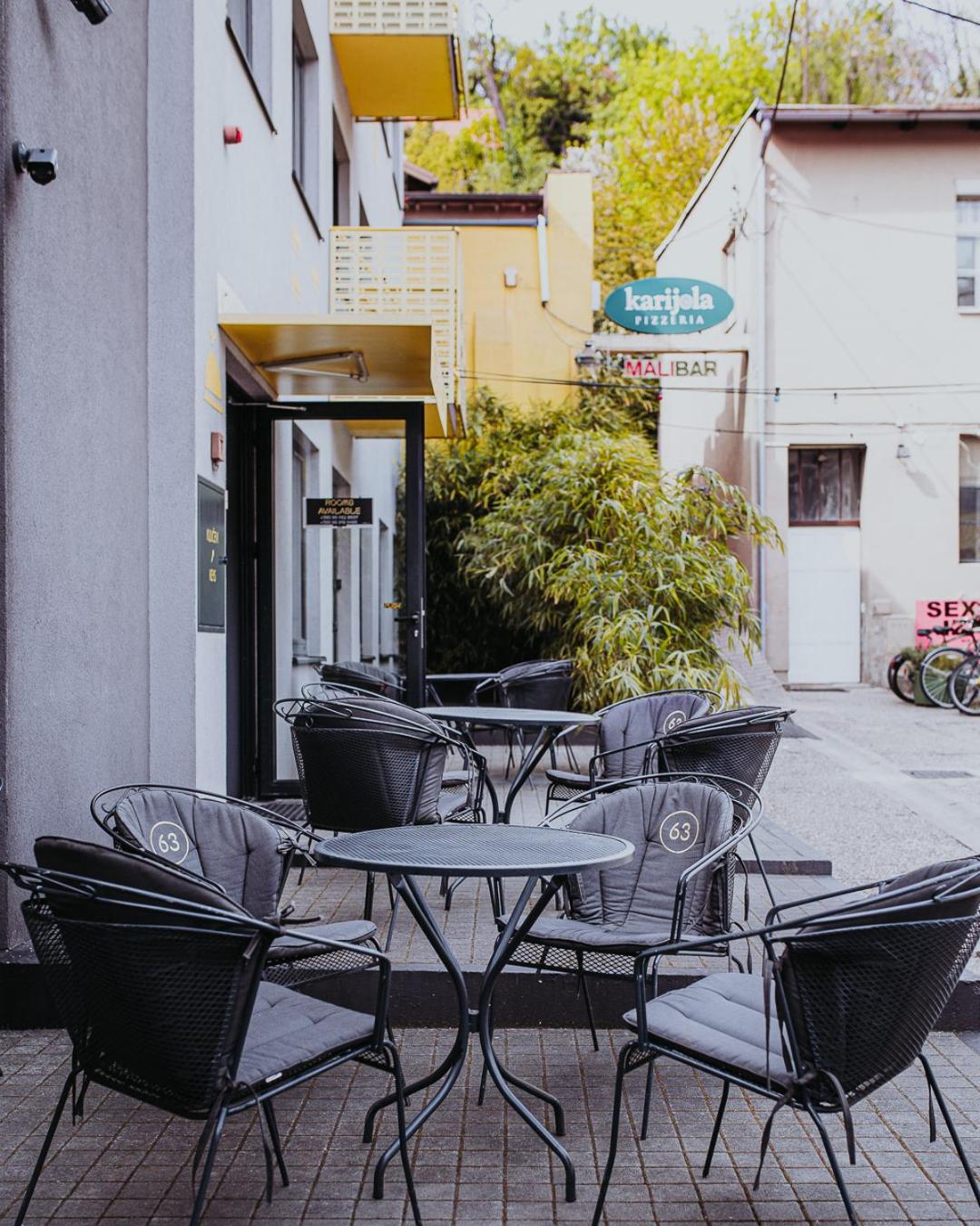 Private Rooms at Hostel63