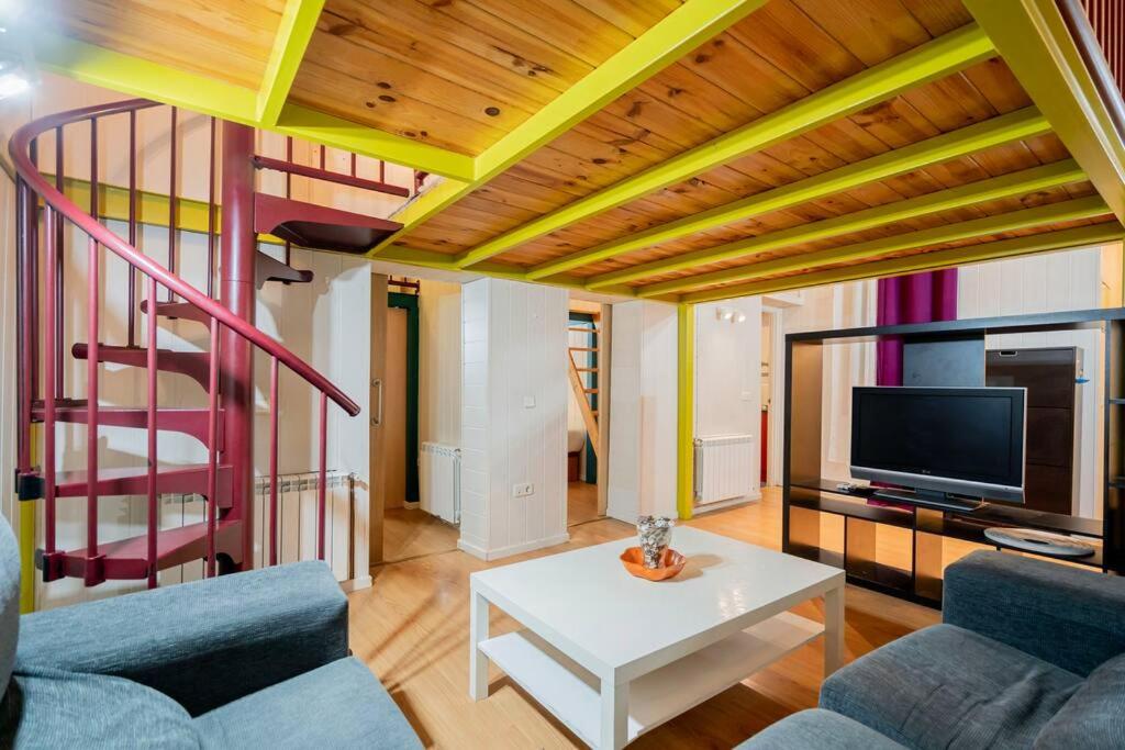 Cosy interior-studio in Chamberi-TRAF