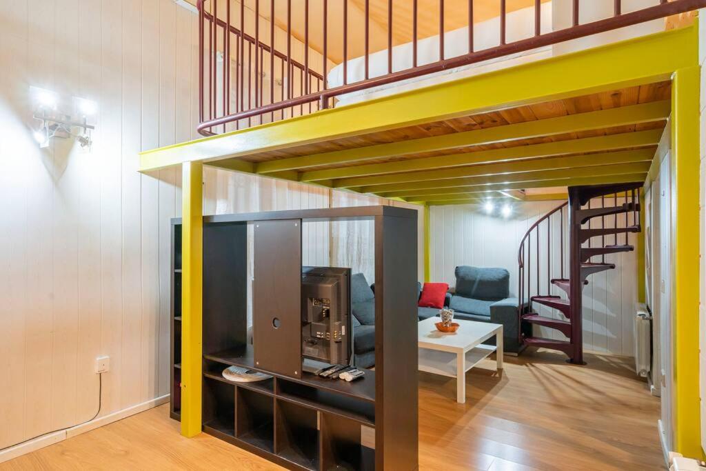 Cosy interior-studio in Chamberi-TRAF