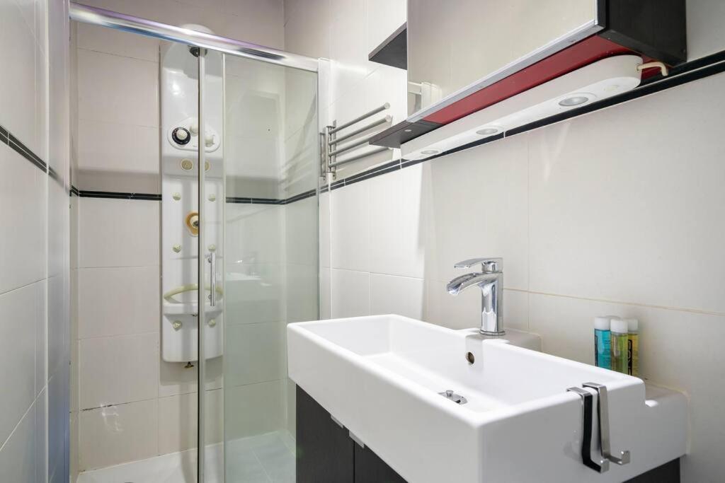 Cosy interior-studio in Chamberi-TRAF