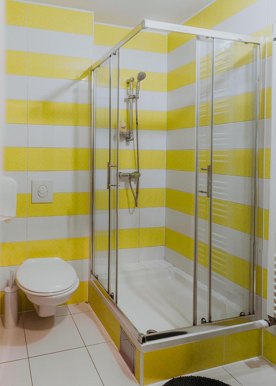Private Rooms at Hostel63