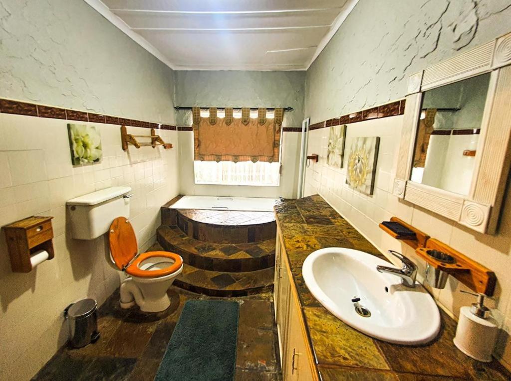 Just Tiffany Guest House & Conference Facility