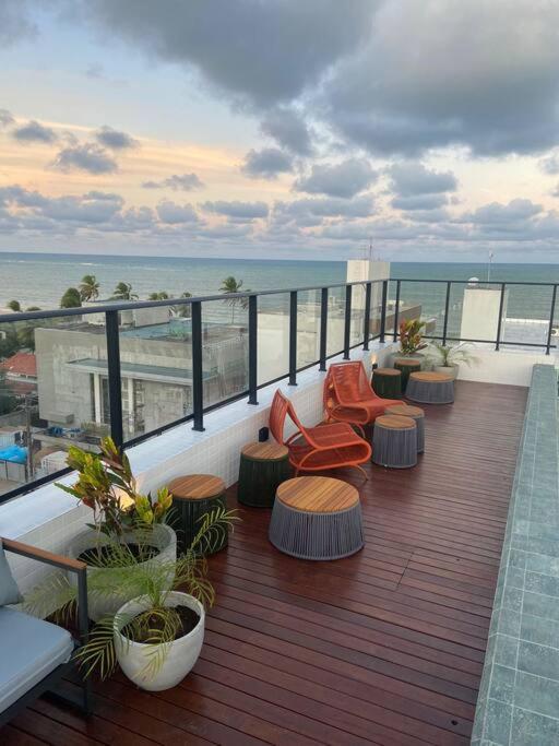 FLAT COM JACUZZI na PRAIA DO BESSA