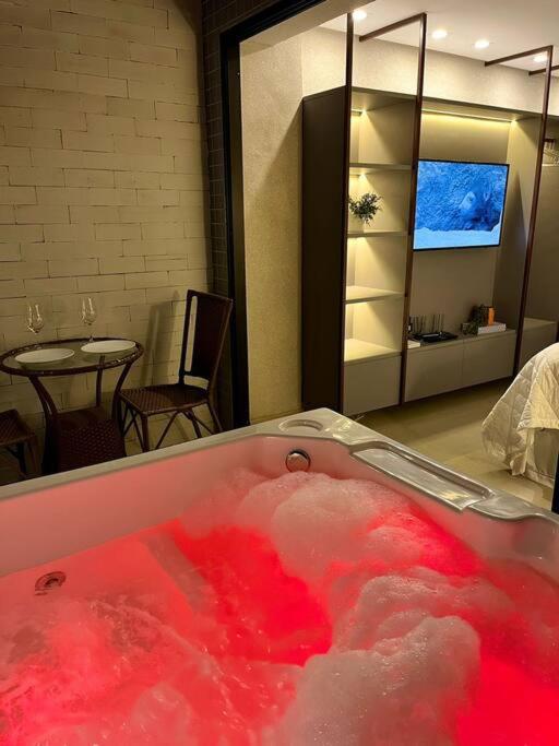 FLAT COM JACUZZI na PRAIA DO BESSA