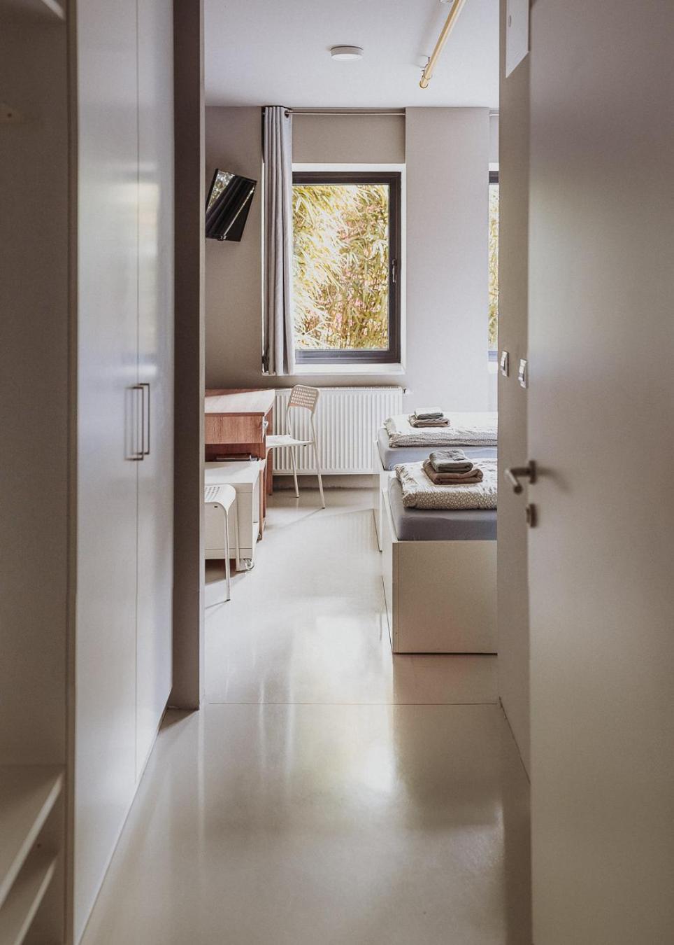 Private Rooms at Hostel63