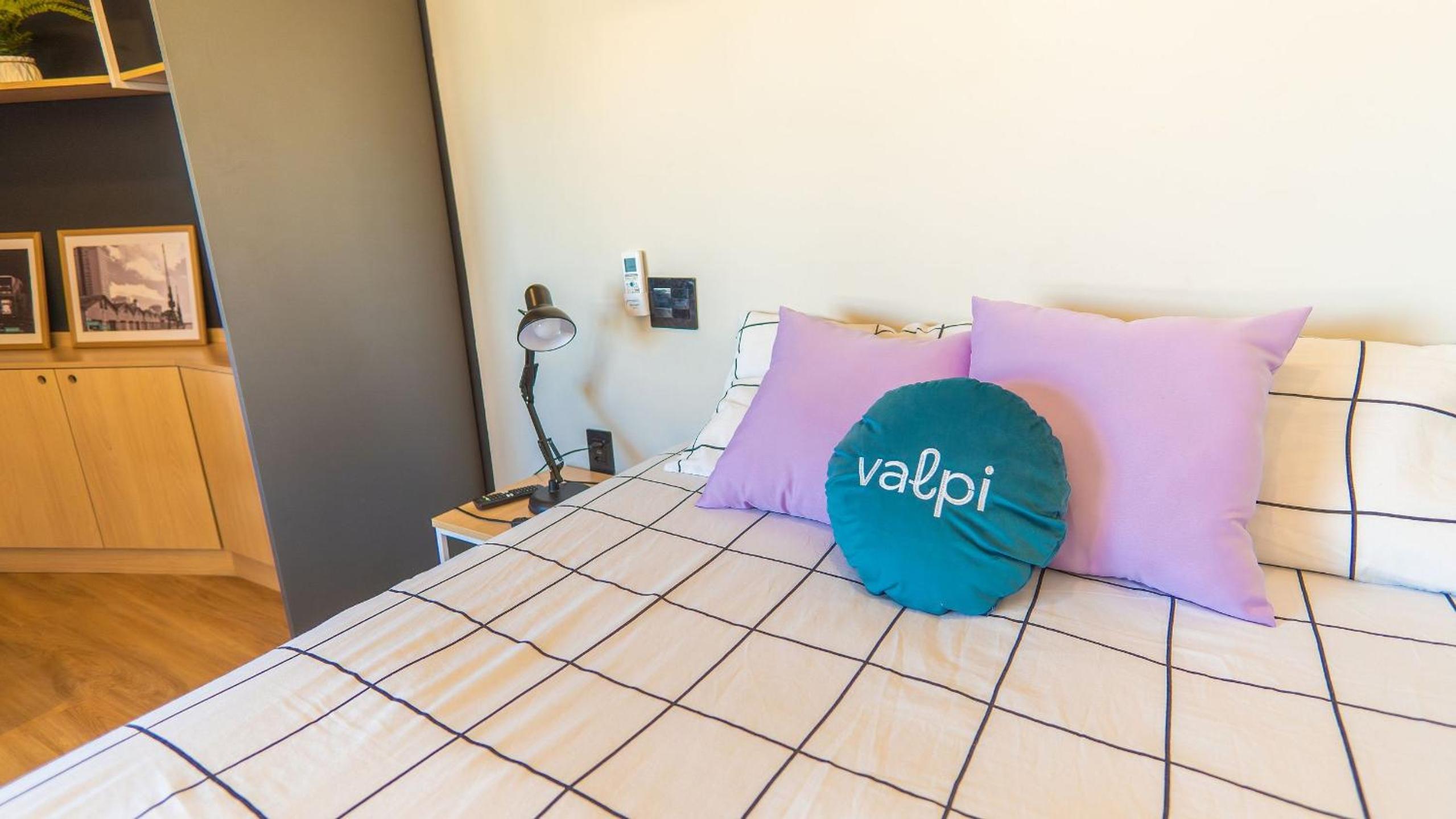 Valpi NB Living