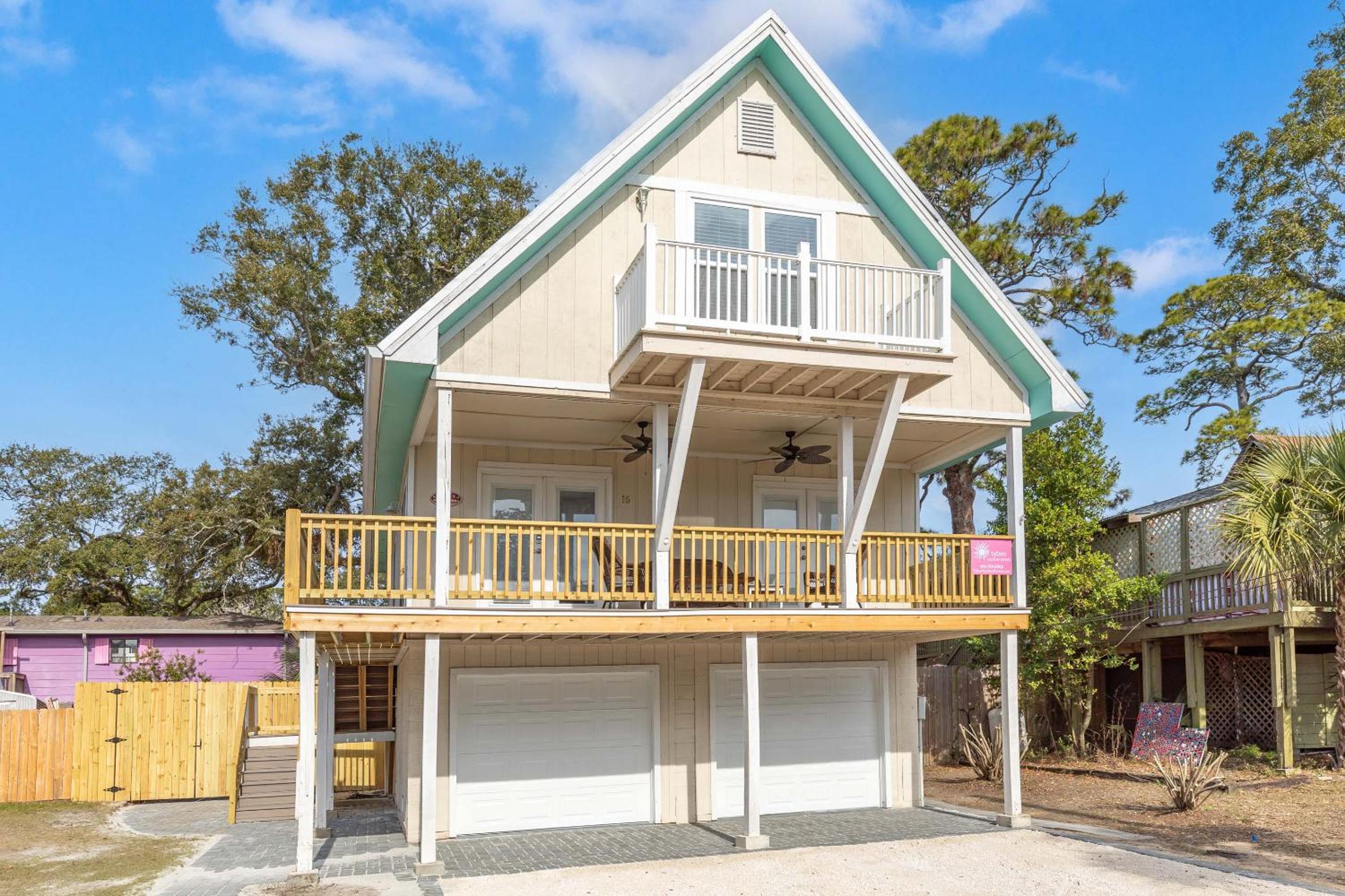 Sandys Beach House view 4