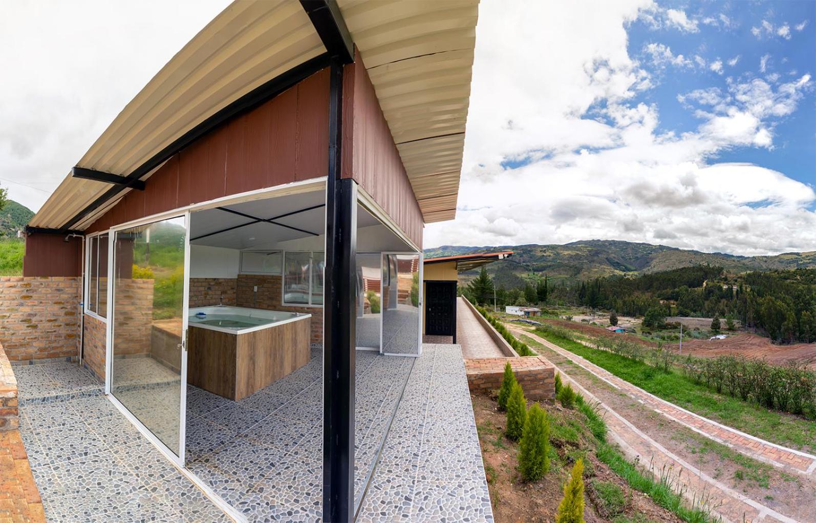 Chalet Íntimo-Delpilar con zona de Jacuzzi !