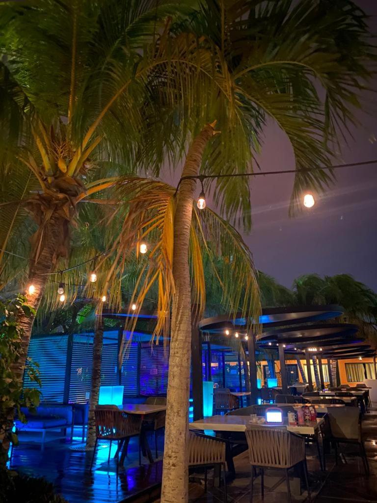 Hotel Las Palmas Inn