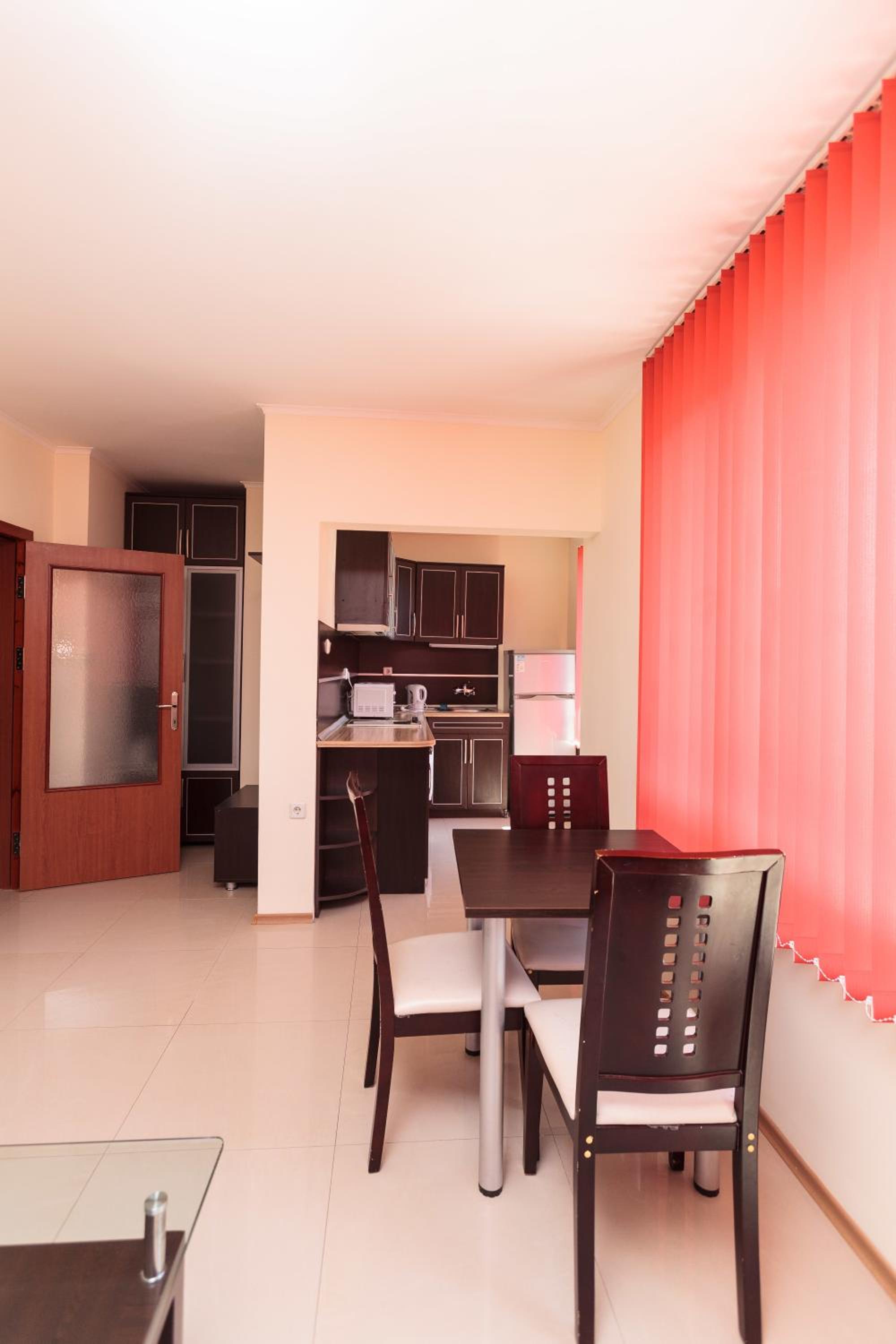 Apartment Patriarh Evtimiy view 4
