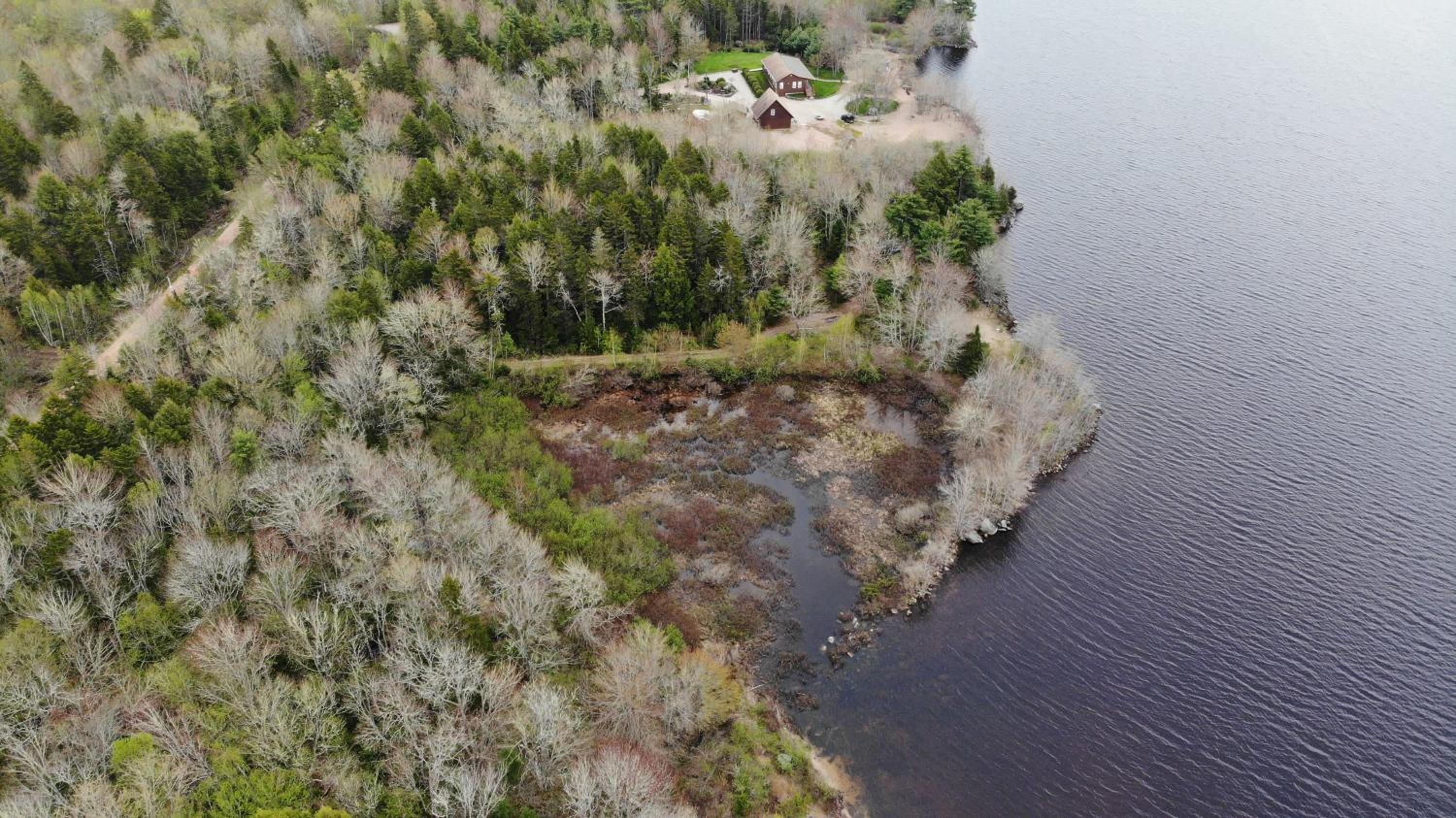 Sherbrooke Lake Cottage with Private Beach