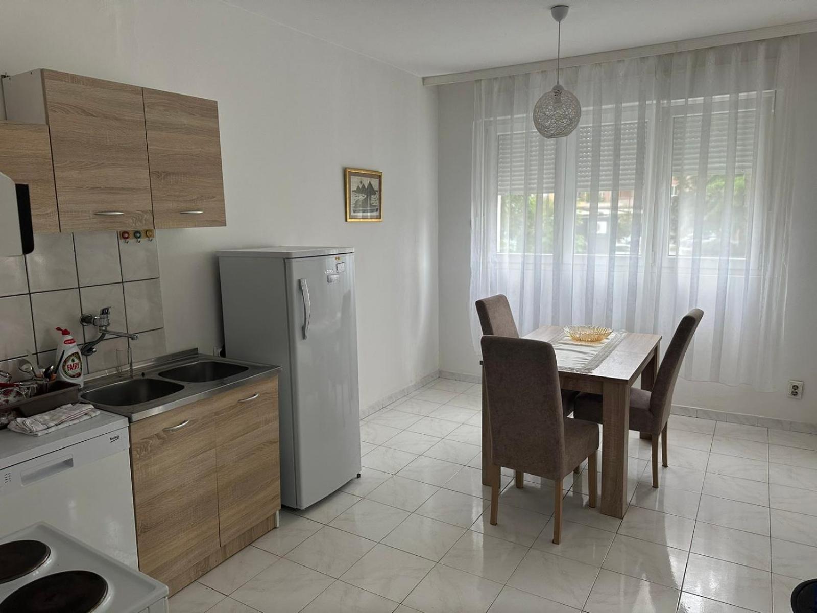 One bedroom apartment in great location view 2