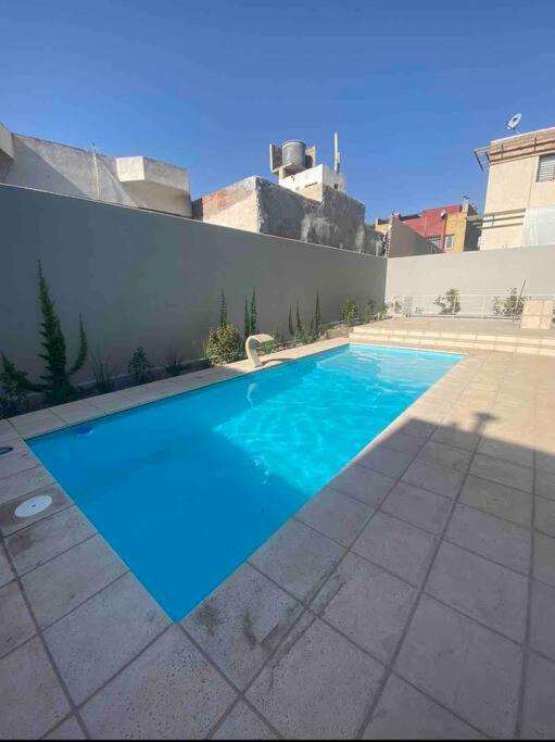 Hermoso departamento a estrenar con cochera y piscina