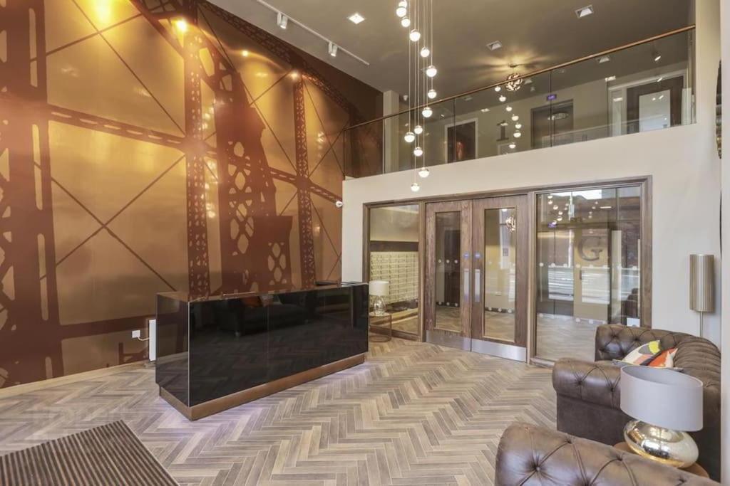 Belfast City Centre, Sleeps 6