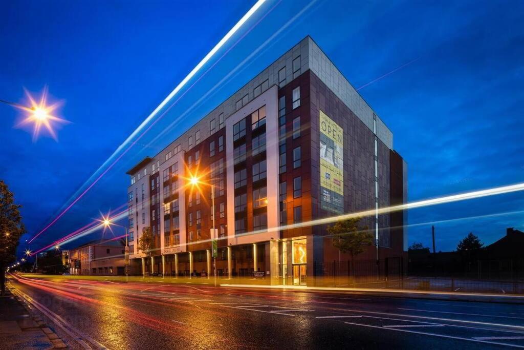 Belfast City Centre, Sleeps 6
