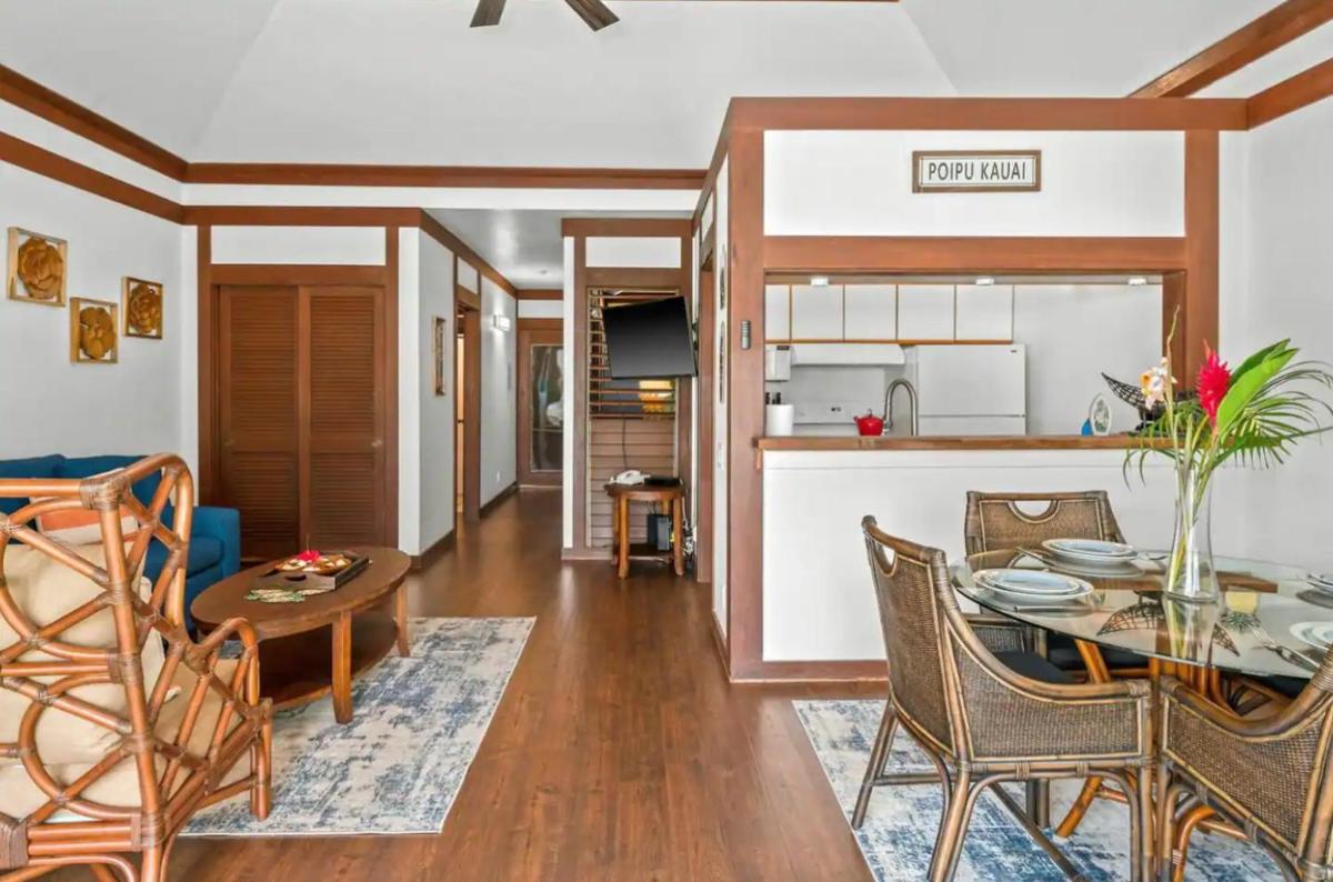 Kiahuna Plantation Unit 42, Air Conditioning, 2 Minute Walk to Beach view 4