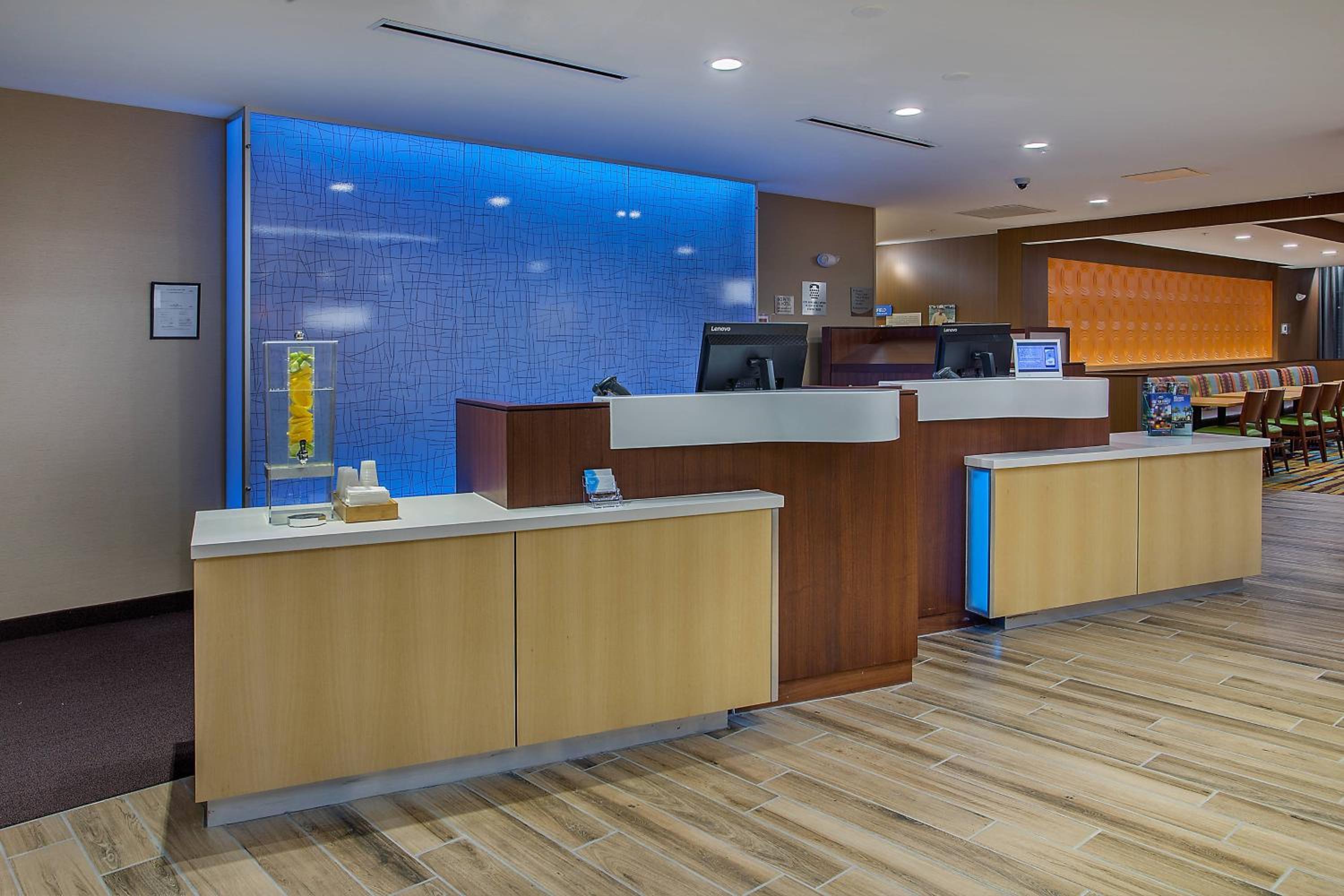 Asheville Vacations - Fairfield Inn Suites by Marriott Nashville Hendersonville - Property Image 17