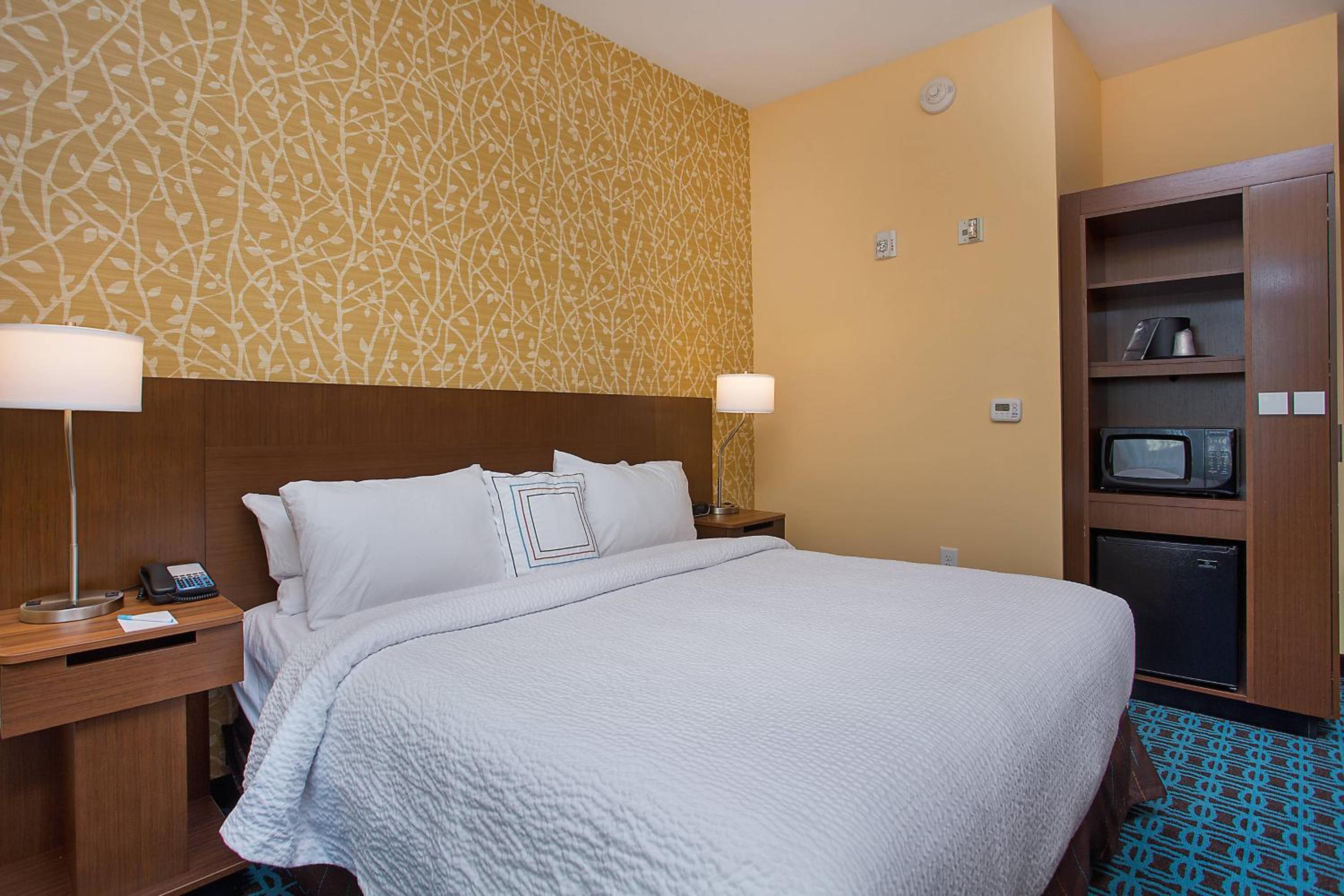 Asheville Vacations - Fairfield Inn Suites by Marriott Nashville Hendersonville - Property Image 1
