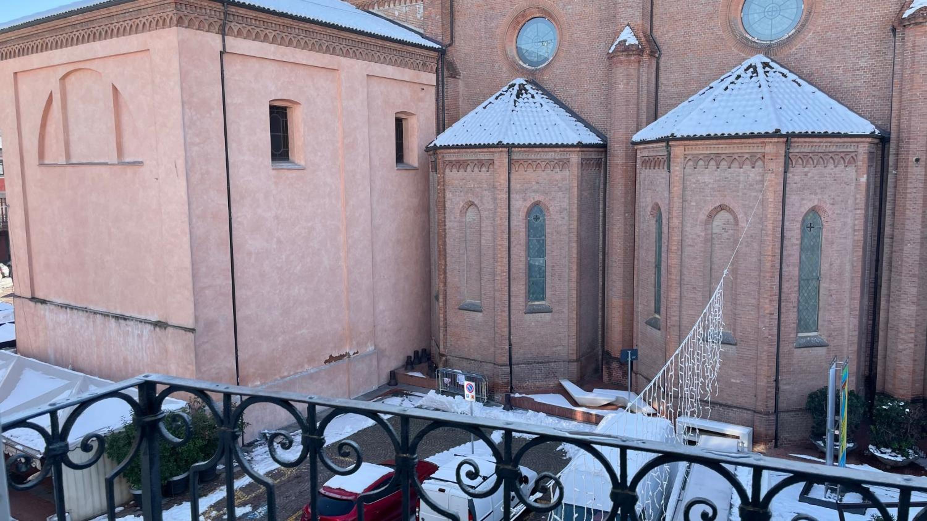 Historical Duomo Apartment Alba