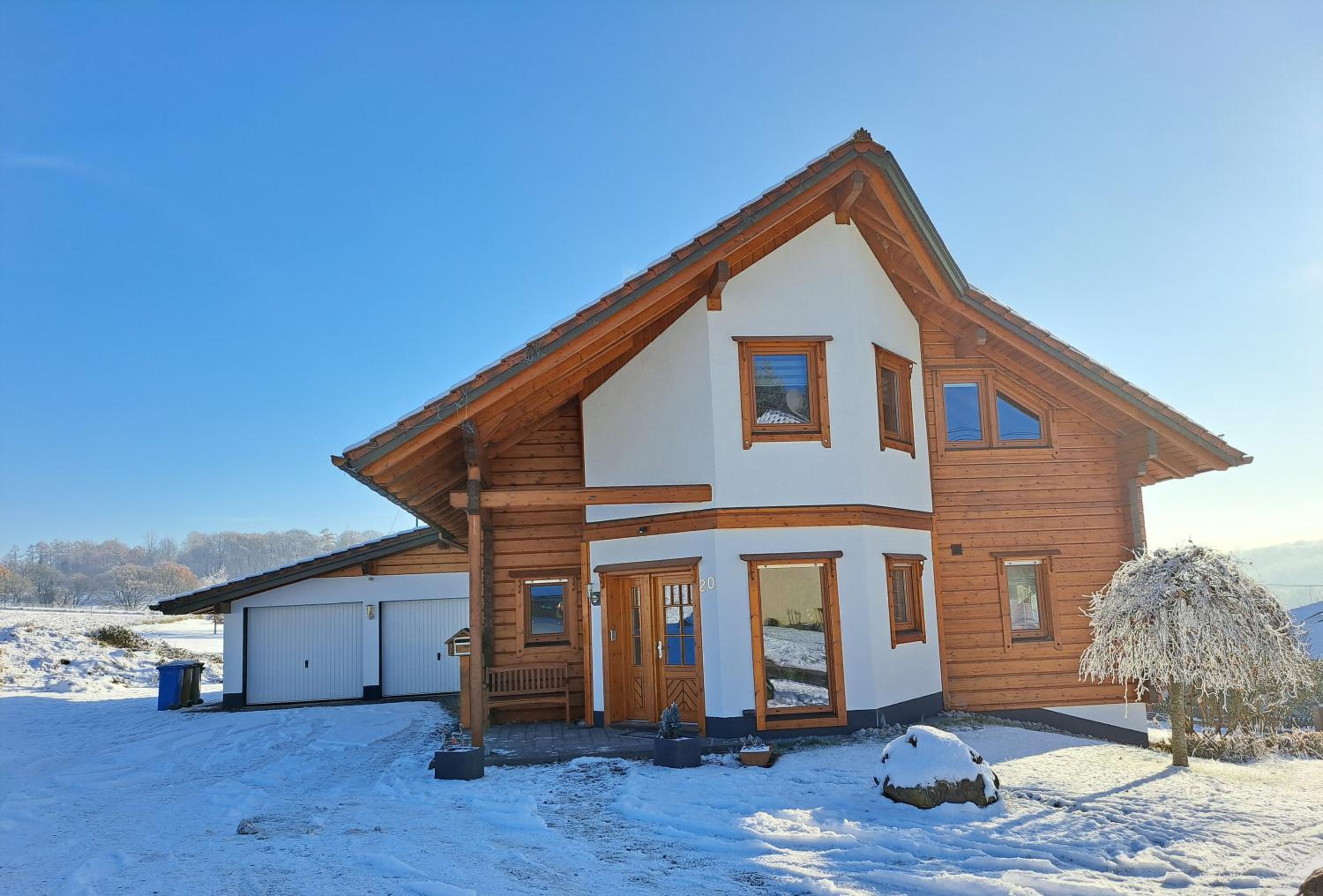 Steewer Landhaus gemütliche Ferienwohnung bis 6 Pers in ruhiger Ortsrandlage