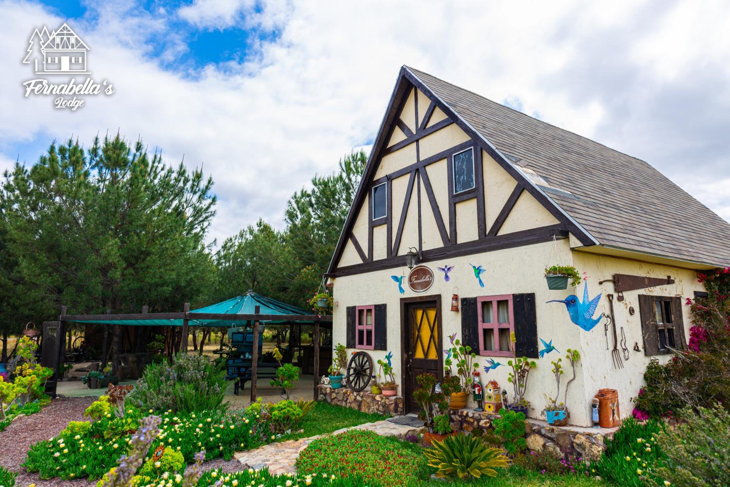 Fernabella's Lodge